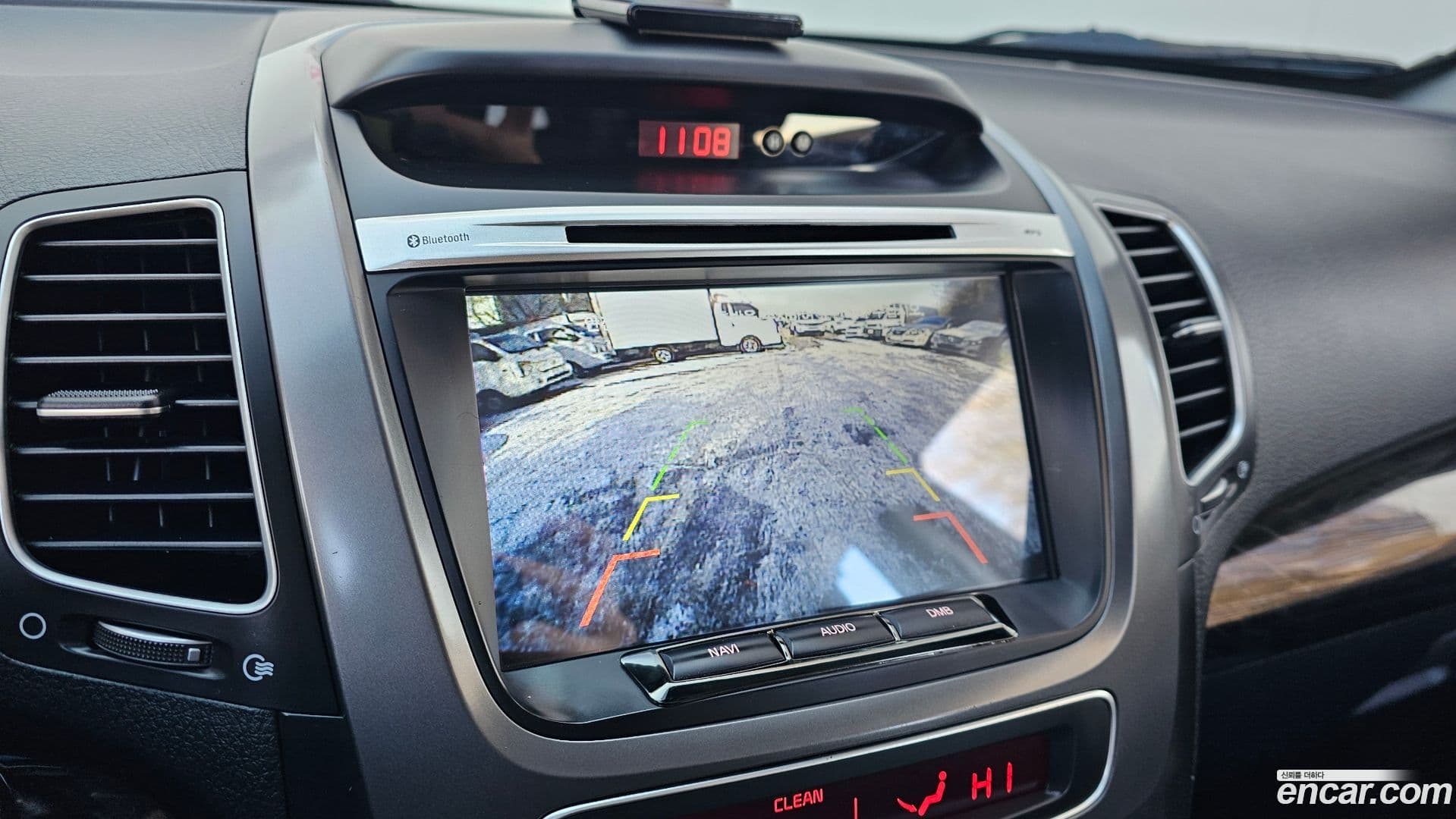 Main__Slider__Photo:Sorento Kia 2014.0-15