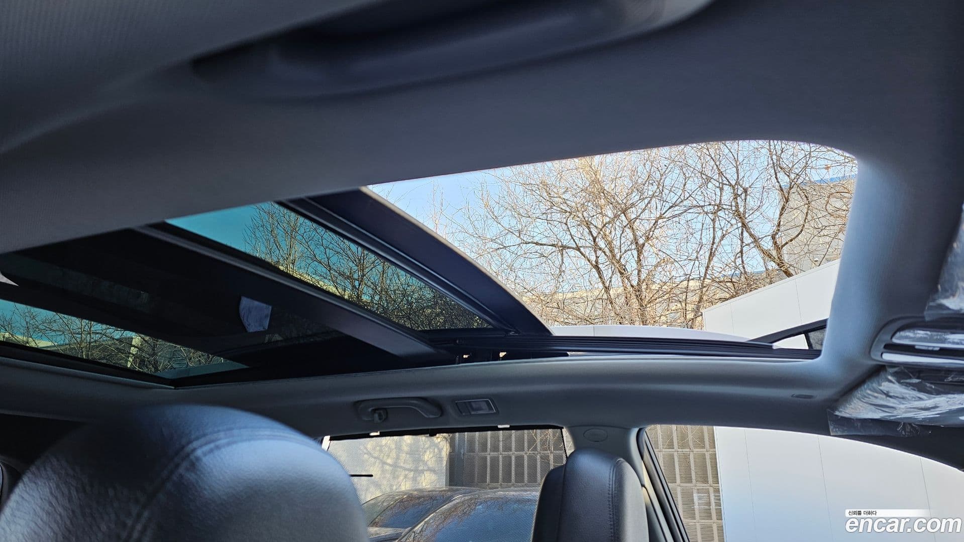 Main__Slider__Photo:Sorento Kia 2014.0-16