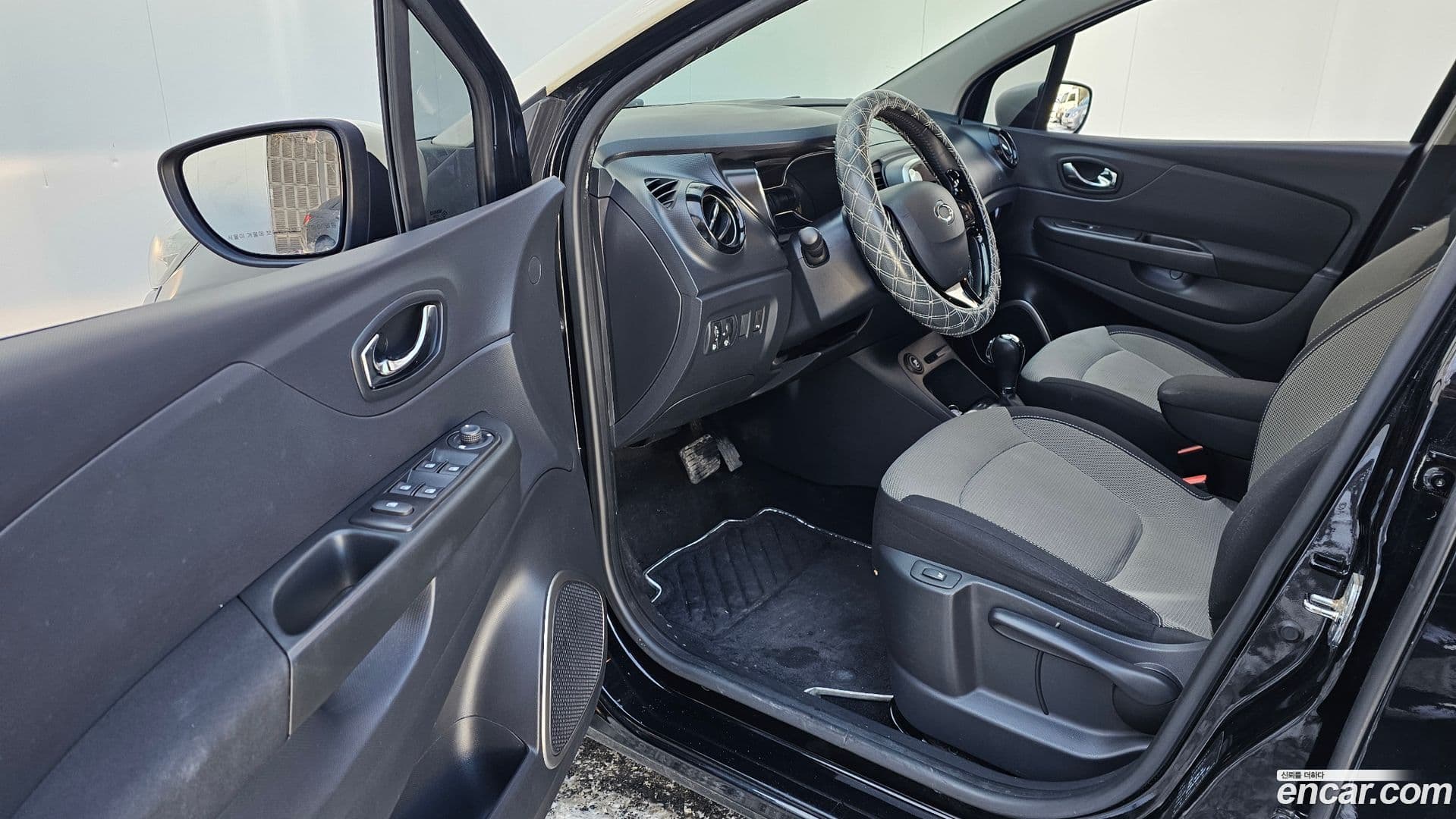 Main__Slider__Photo:QM3 Renault-KoreaSamsung 2013.11-10