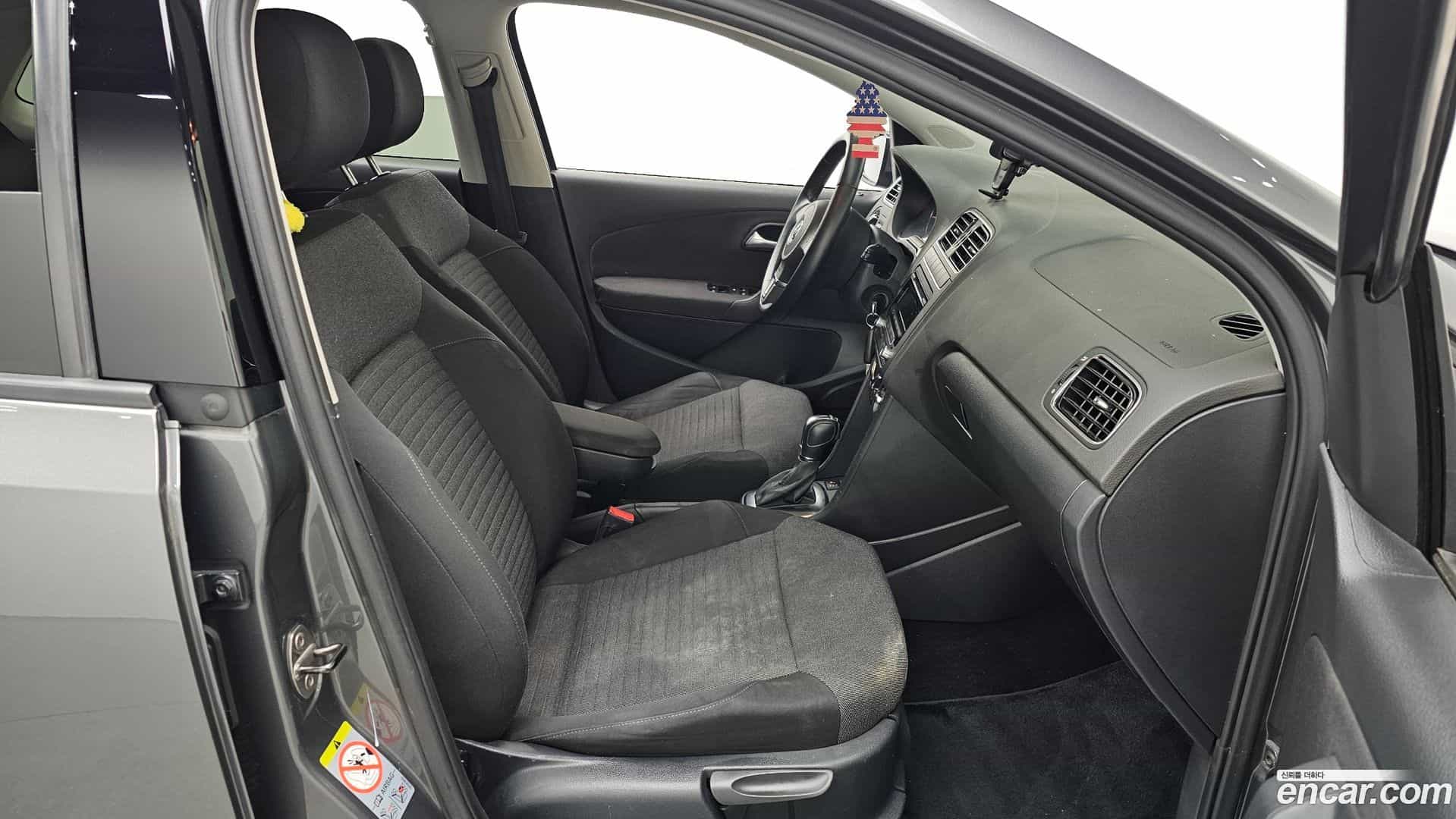 Polo Volkswagen 2014.4-OPTION-015