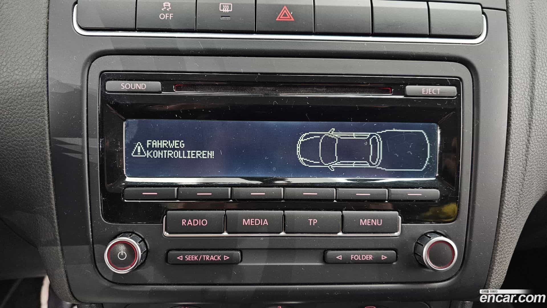 Polo Volkswagen 2014.4-OPTION-019