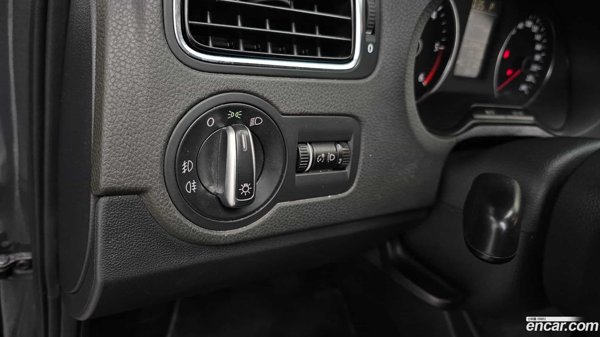 Polo Volkswagen 2014.4-OPTION-022