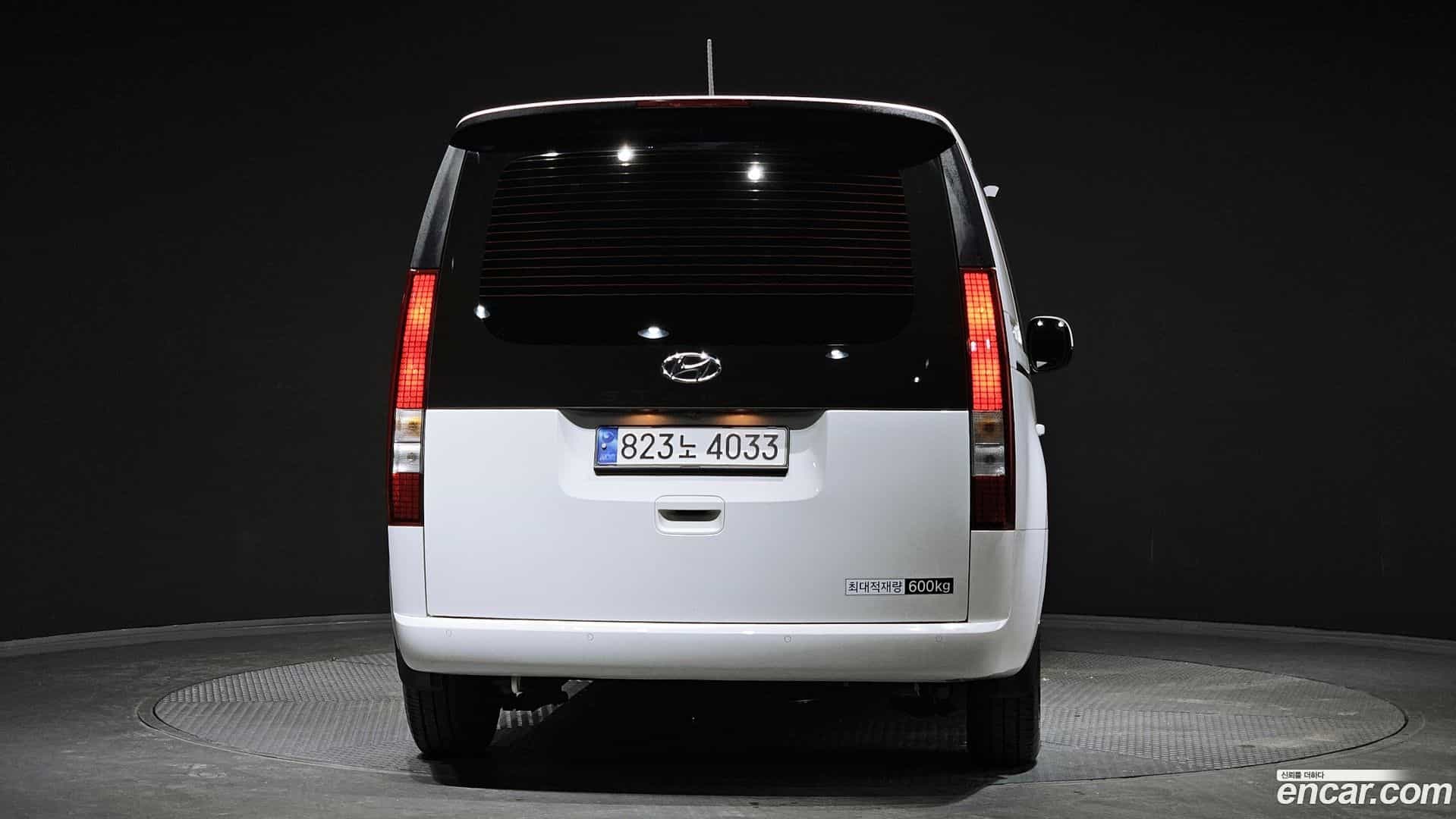 Staria Hyundai 2023.9-OUTER-004