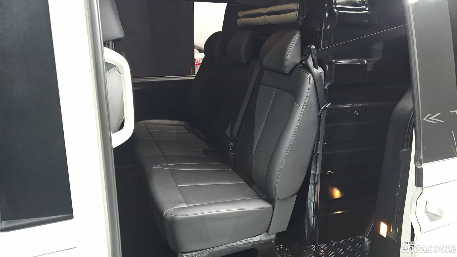 Staria Hyundai 2023.9-OPTION-016