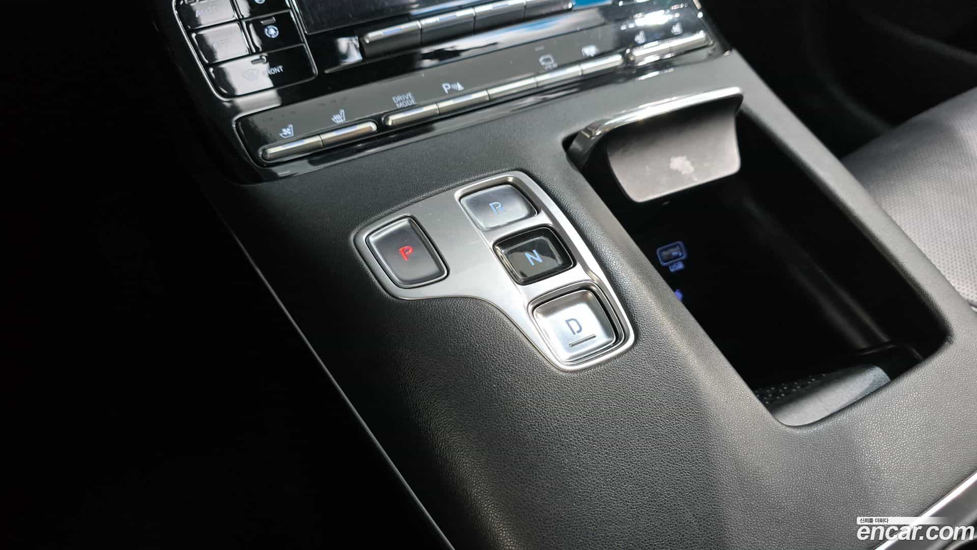 Grandeur Hyundai 2020.11-INNER-009