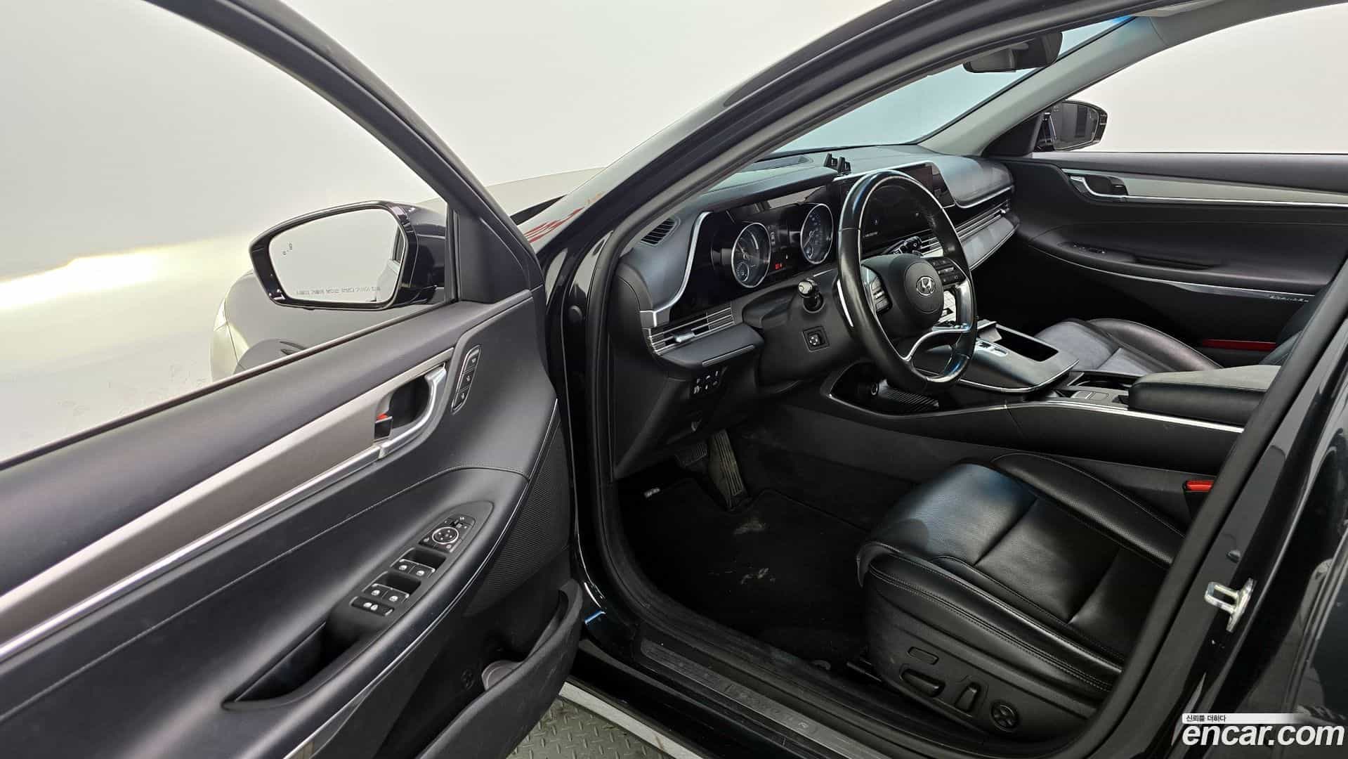 Grandeur Hyundai 2020.11-INNER-010