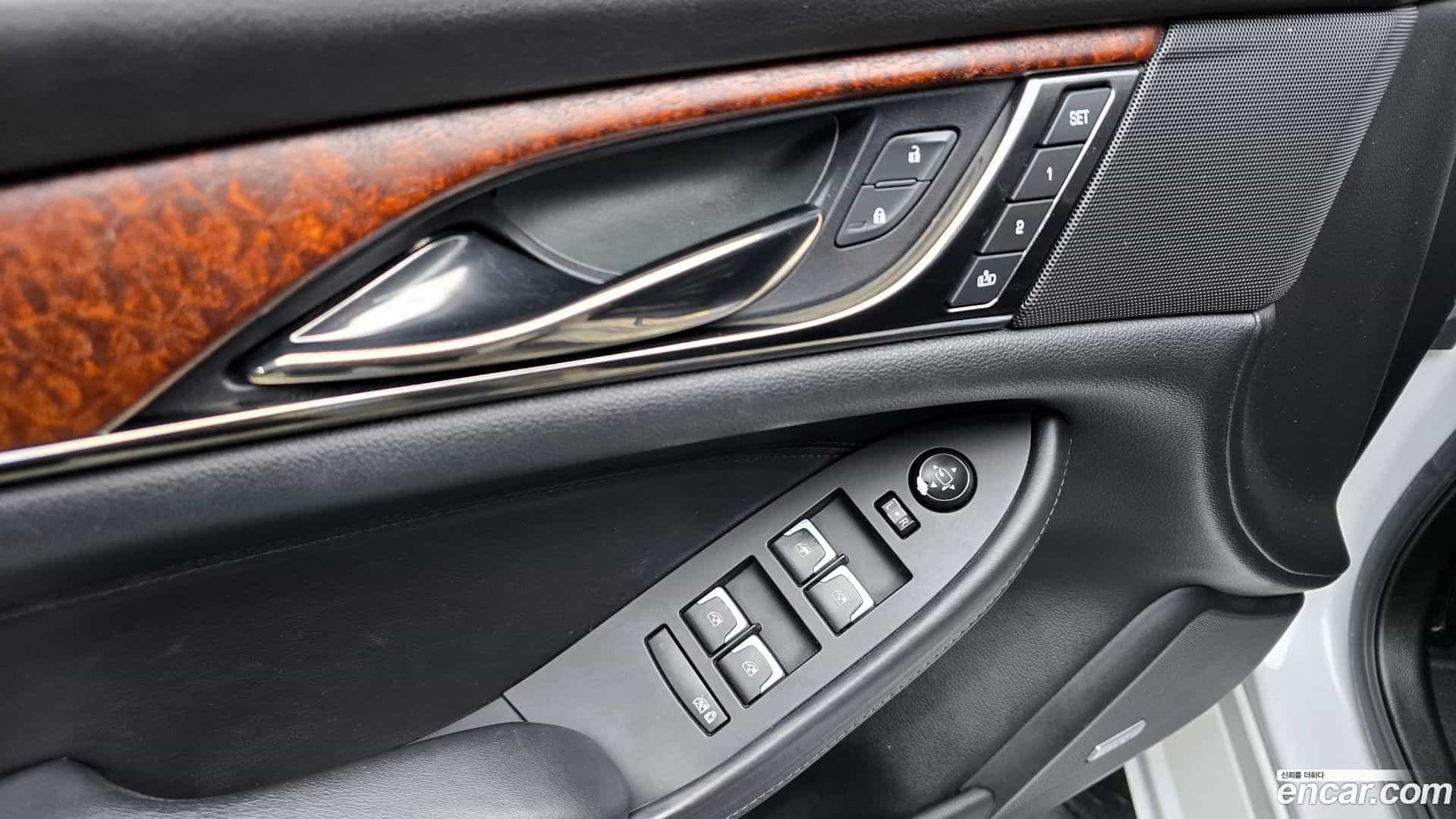 CTS Cadillac 2016.9-OPTION-018