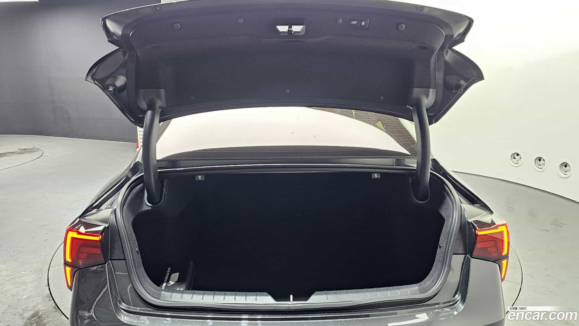 K5 Kia 2024.0-OPTION-024