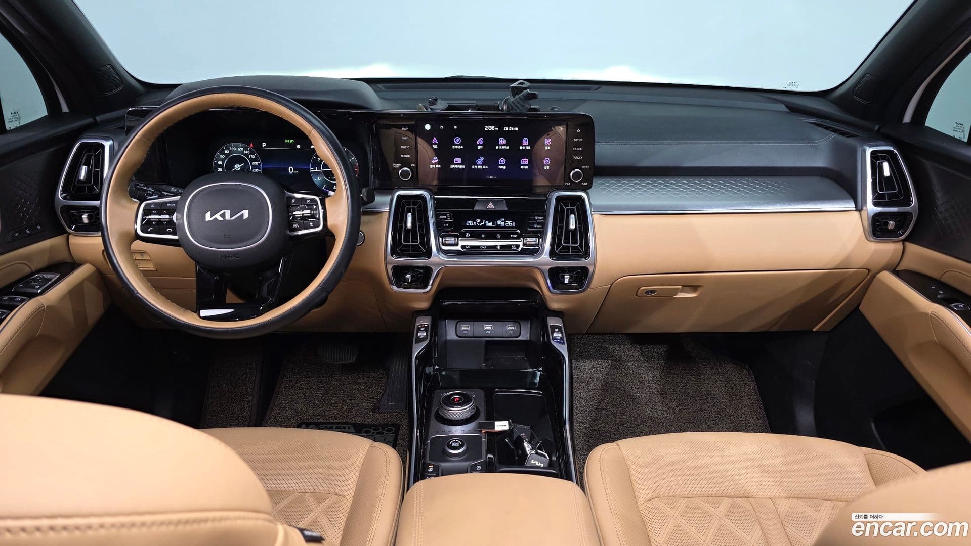 Main__Slider__Photo:Sorento Kia 2023.6-6