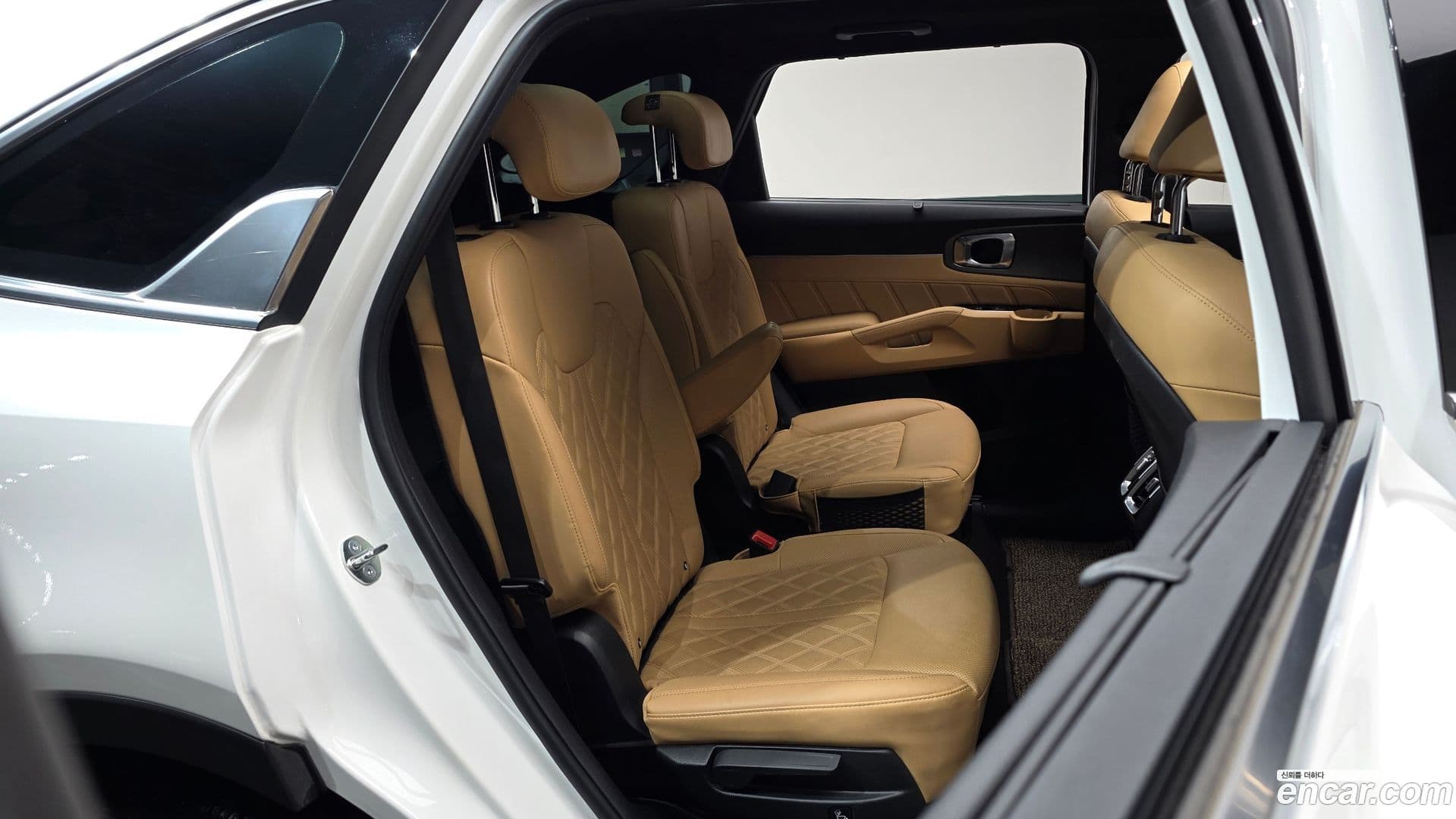 Main__Slider__Photo:Sorento Kia 2023.6-10