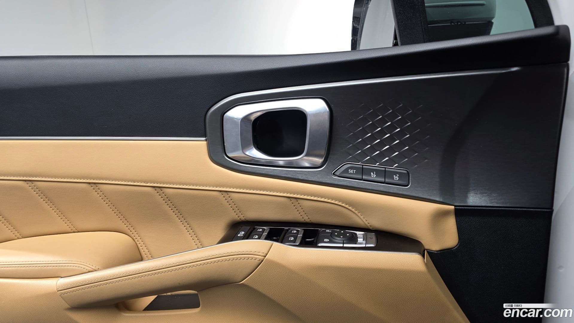 Main__Slider__Photo:Sorento Kia 2023.6-17