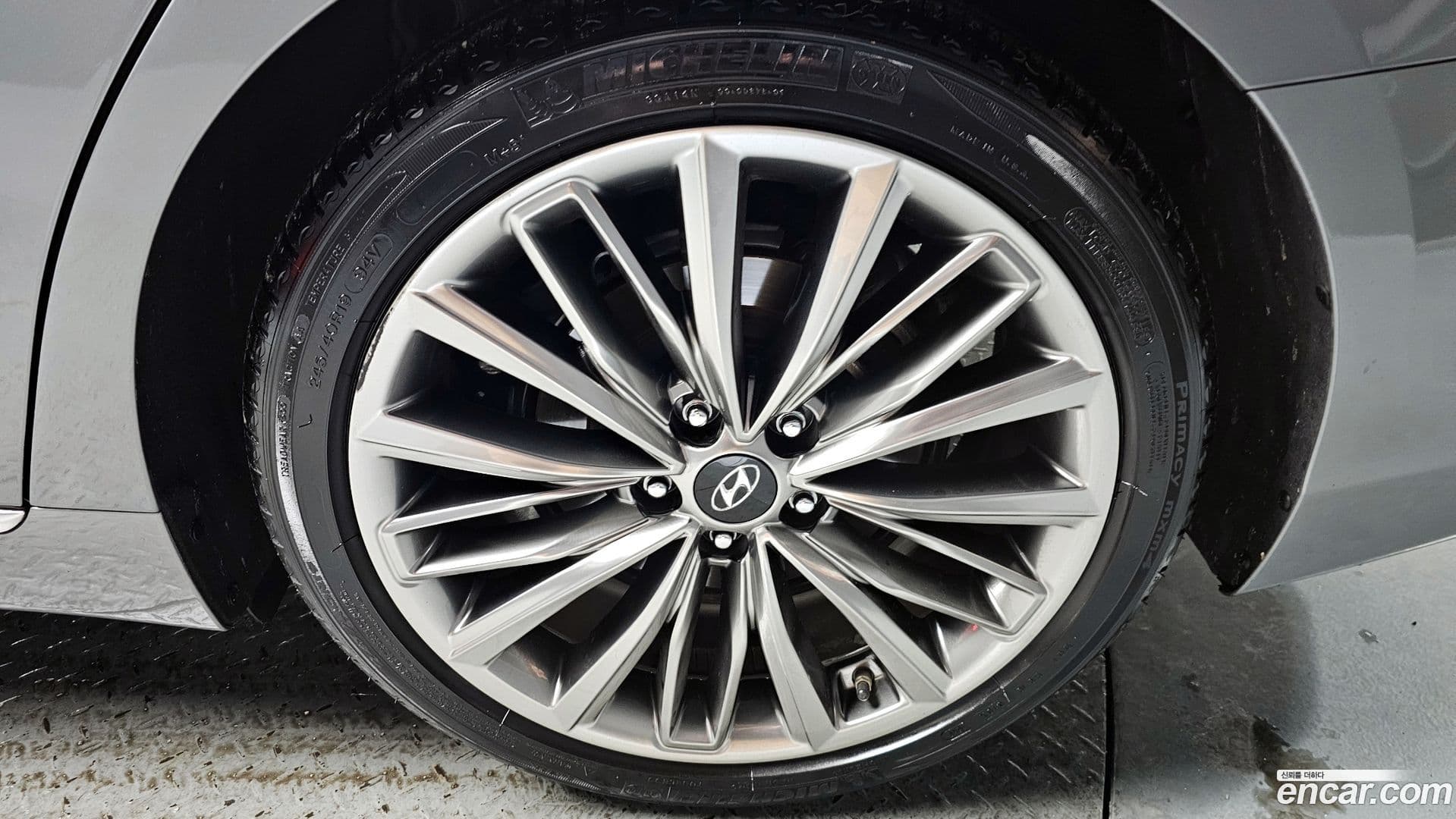 Main__Slider__Photo:Grandeur Hyundai 2017.6-4