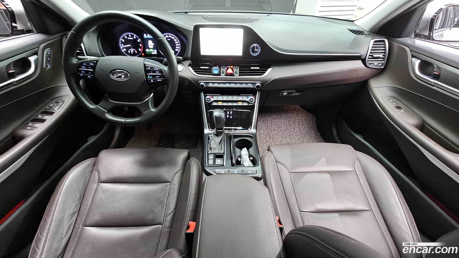 Grandeur Hyundai 2017.6-INNER-007