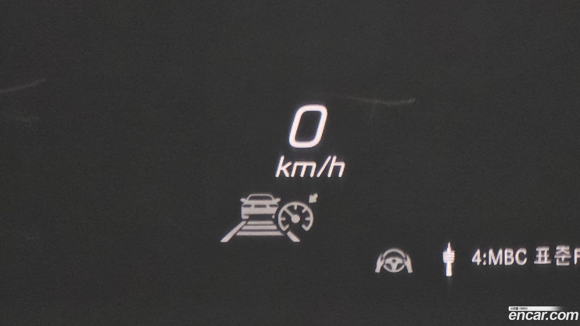 Main__Slider__Photo:GLS-Class Mercedes-Benz 2022.3-13