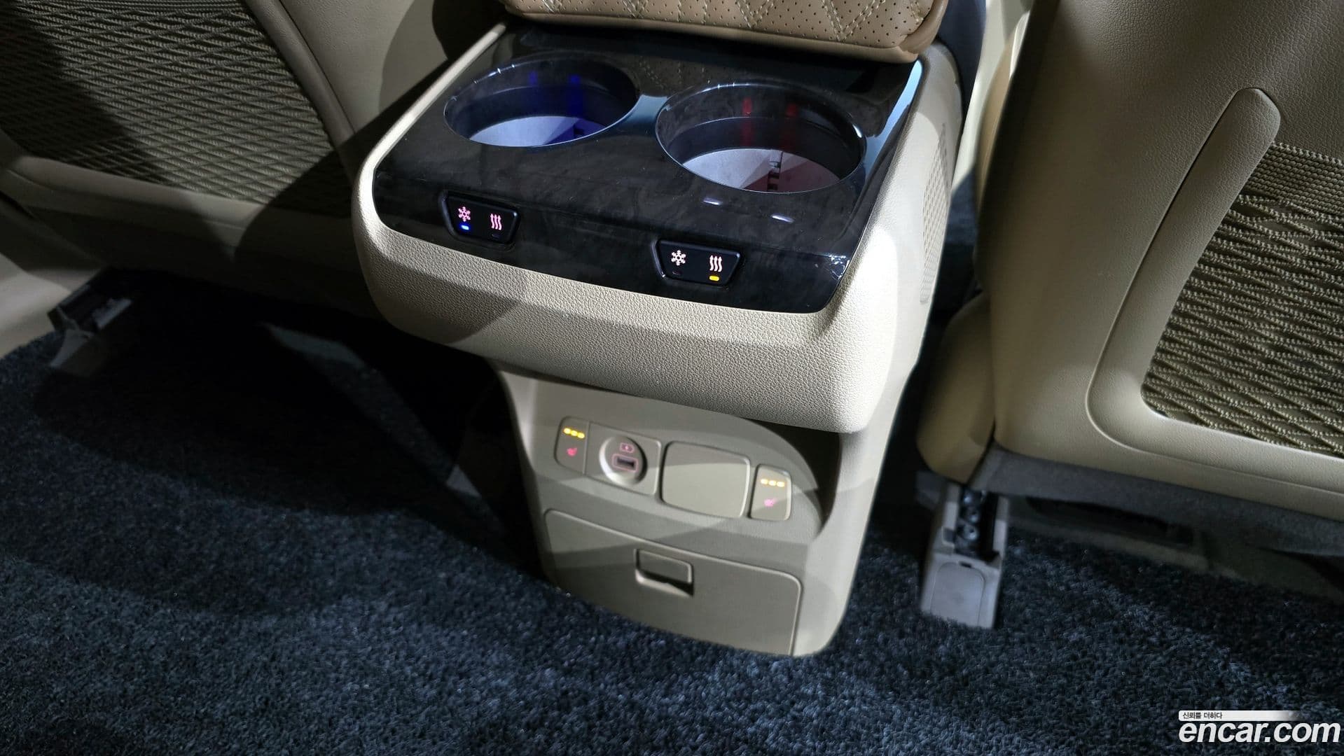 Main__Slider__Photo:Canival Kia 2018.8-18