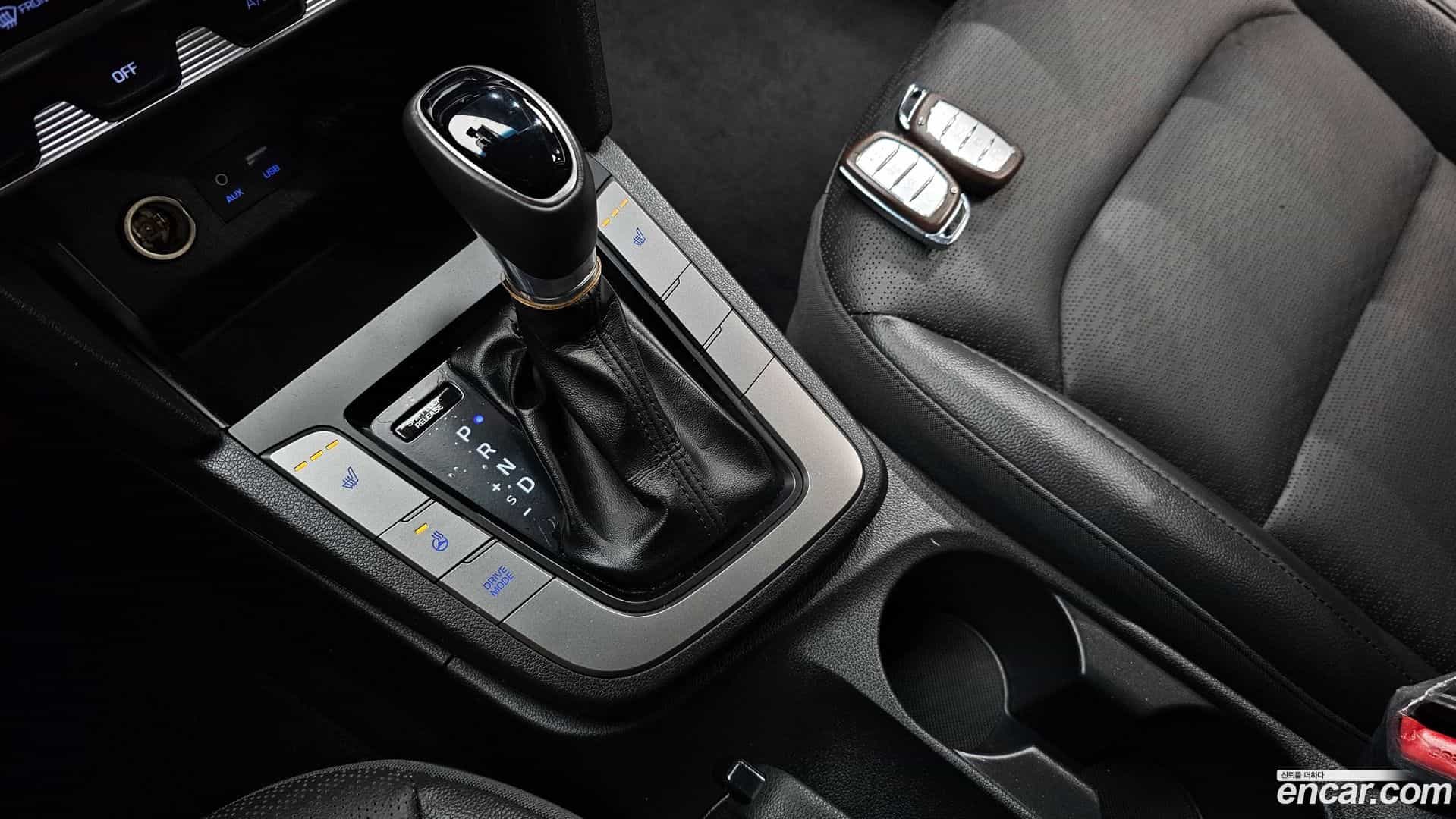 AVANTE Hyundai 2019.3-INNER-009