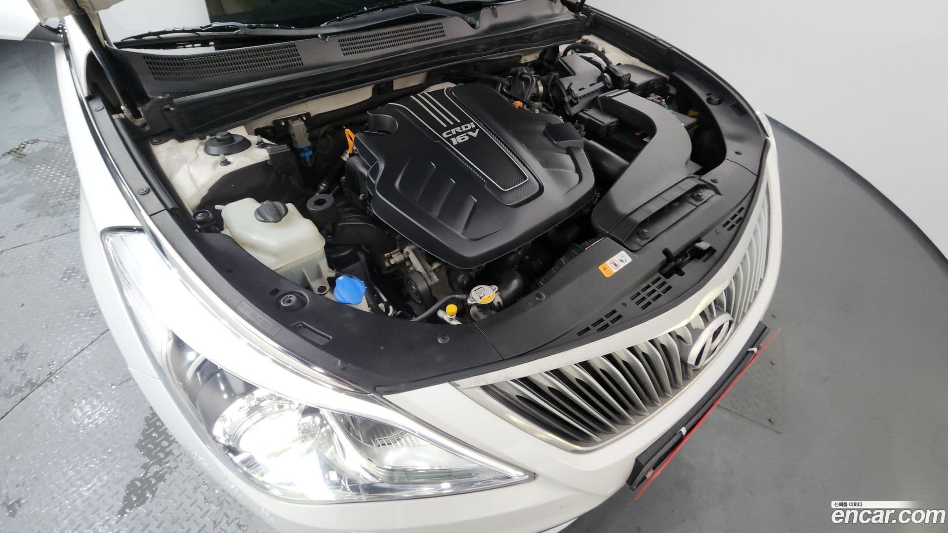 Main__Slider__Photo:Grandeur Hyundai 2015.1-5