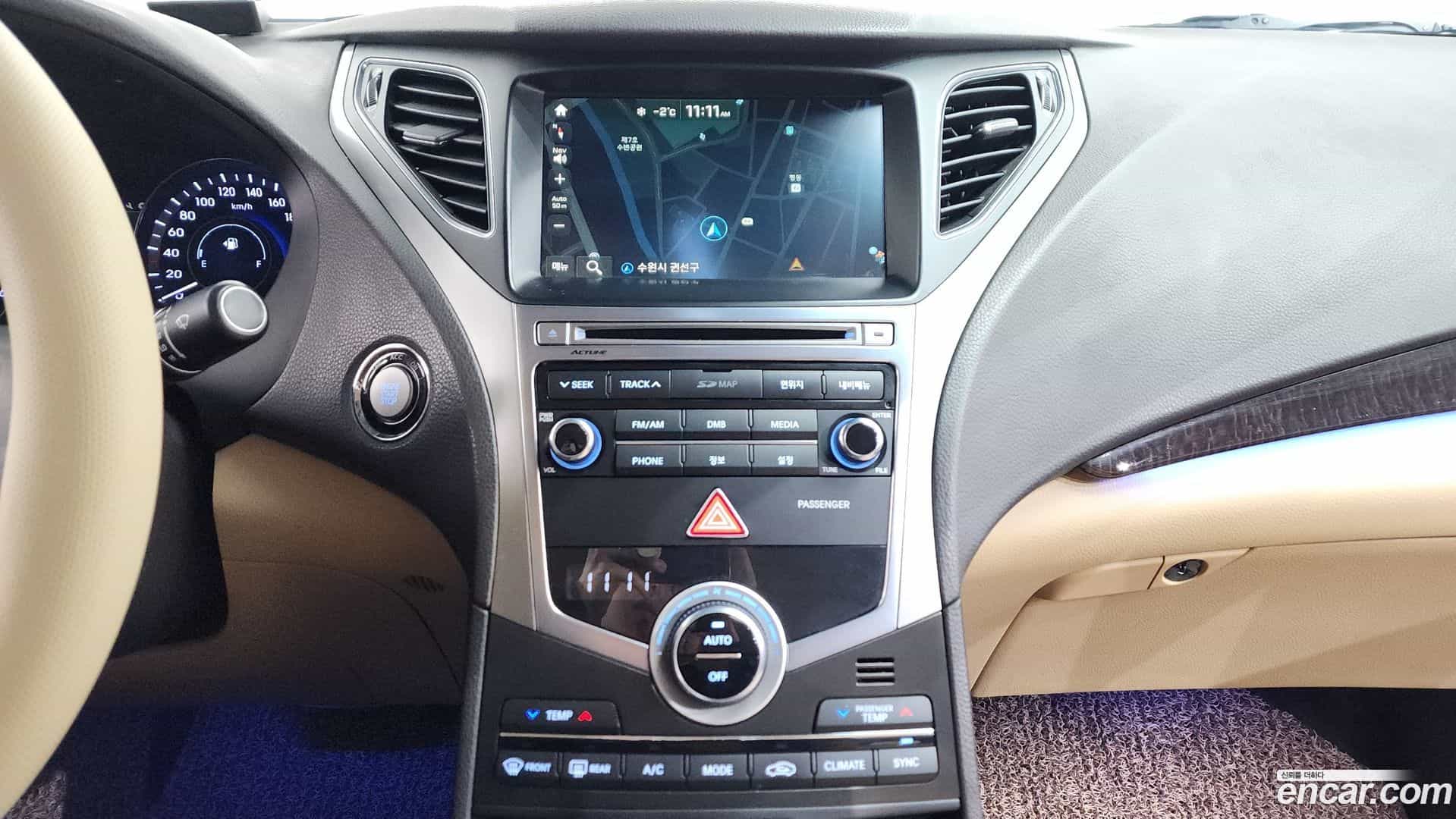 Grandeur Hyundai 2015.1-OPTION-019