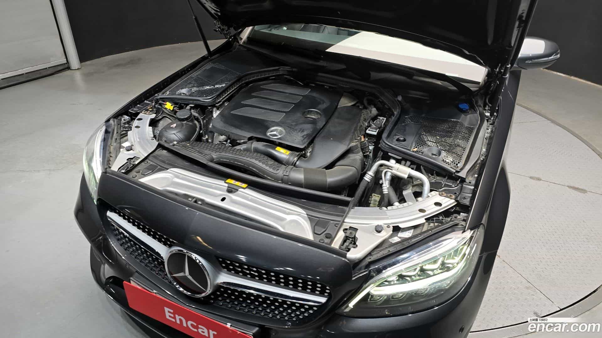 C-Class Mercedes-Benz 2021.1-INNER-006