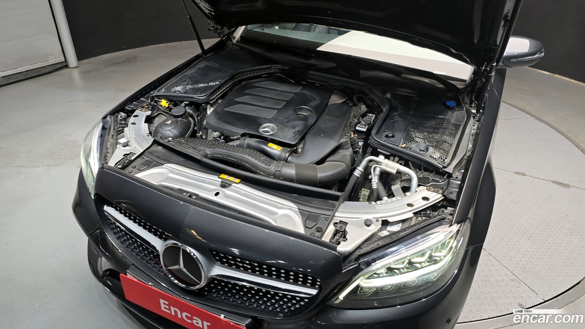 Main__Slider__Photo:C-Class Mercedes-Benz 2021.1-5