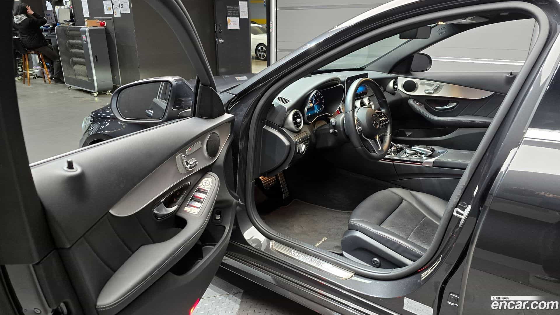C-Class Mercedes-Benz 2021.1-OPTION-015