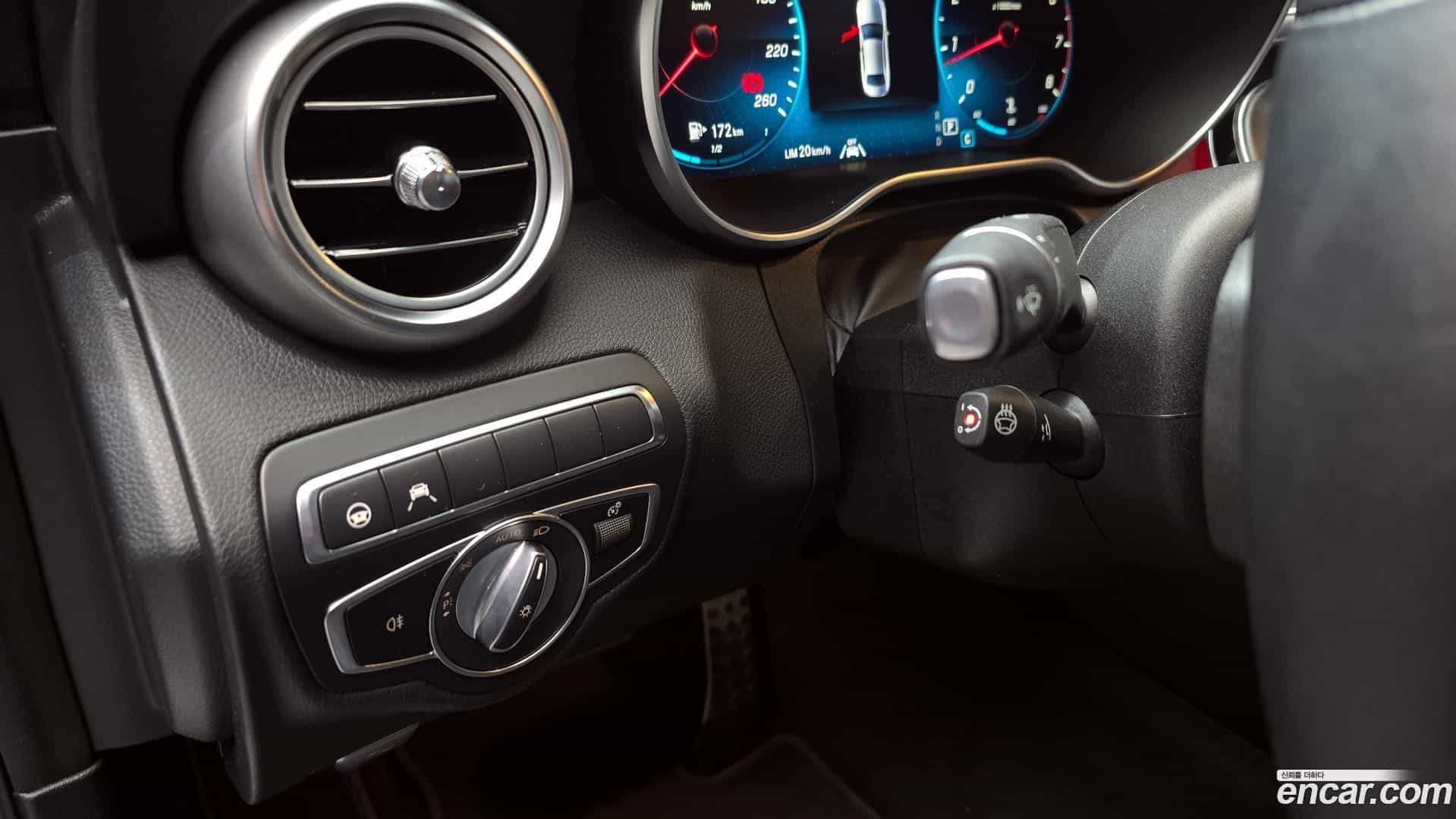 C-Class Mercedes-Benz 2021.1-OPTION-020