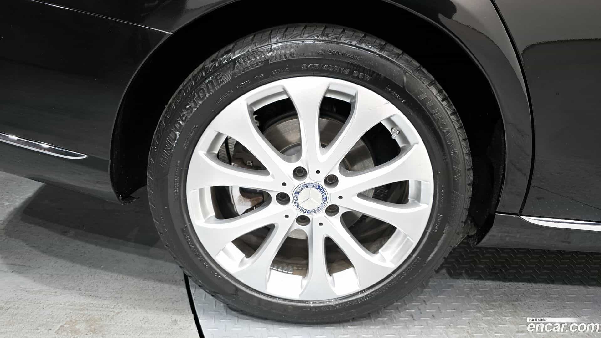 E-Class Mercedes-Benz 2016.7-OUTER-005