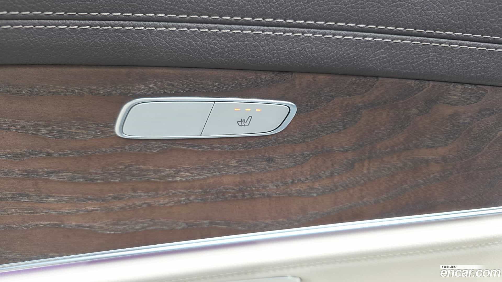 E-Class Mercedes-Benz 2016.7-OPTION-024