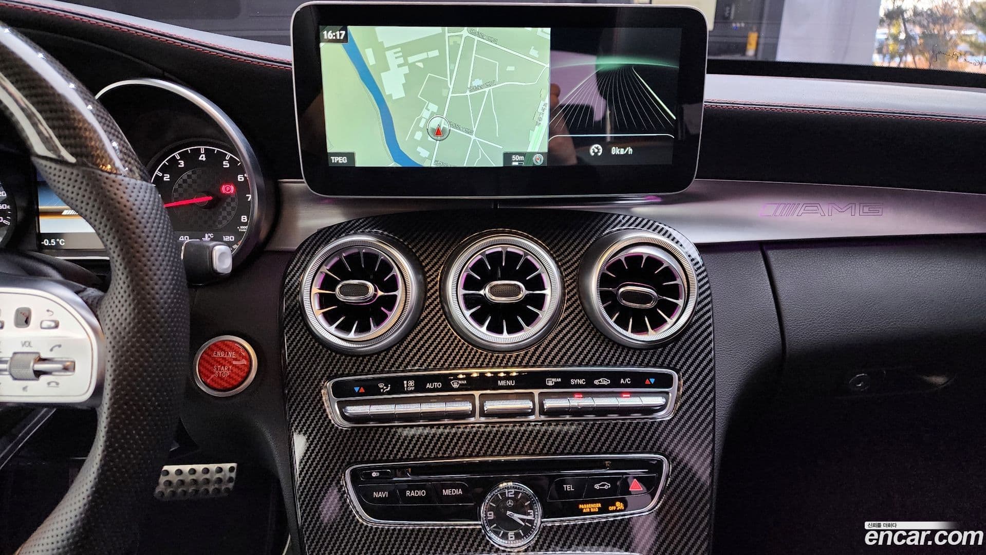 Main__Slider__Photo:C-Class Mercedes-Benz 2016.1-13