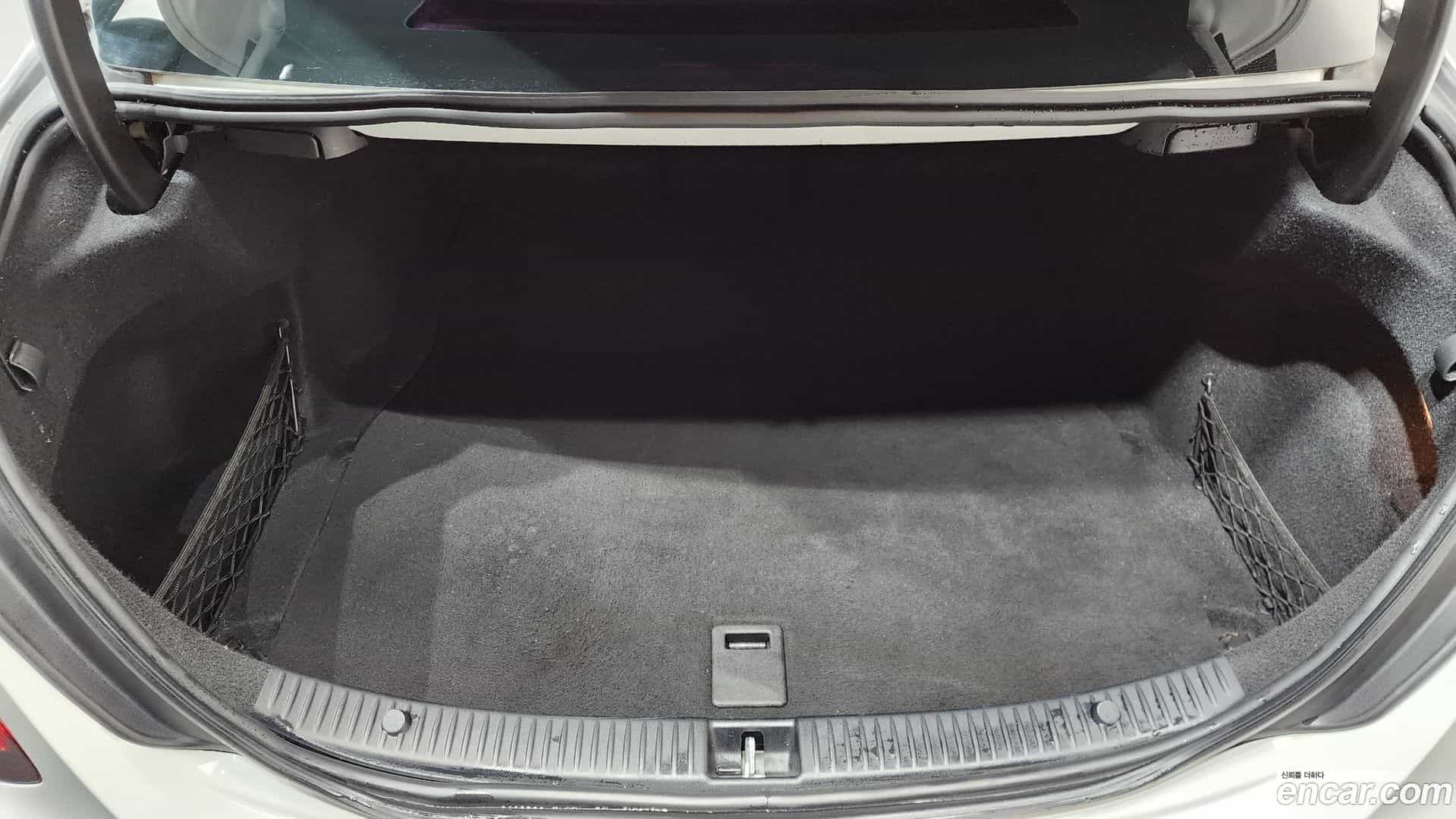 C-Class Mercedes-Benz 2016.1-OPTION-024