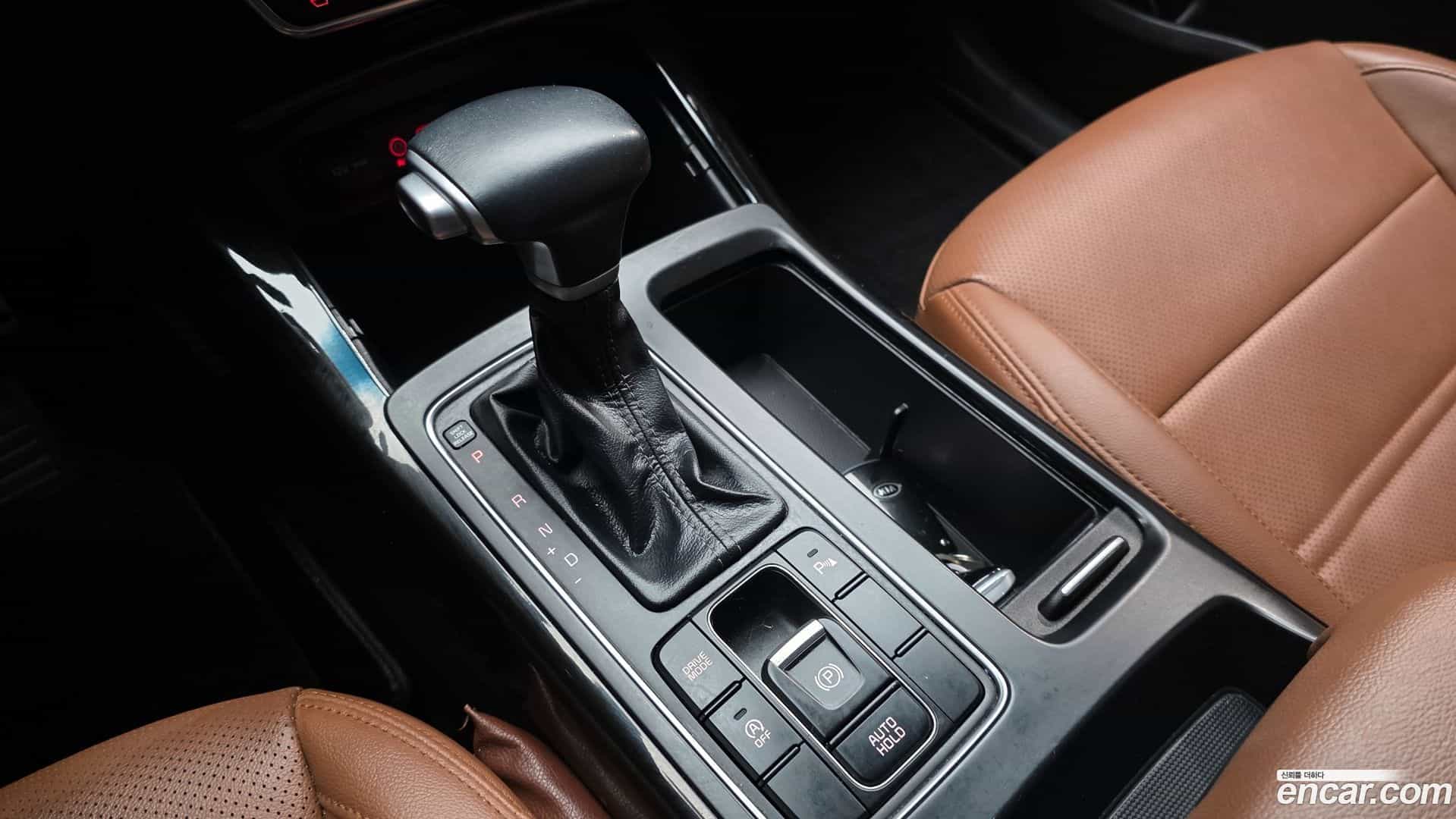 Sorento Kia 2019.1-INNER-009