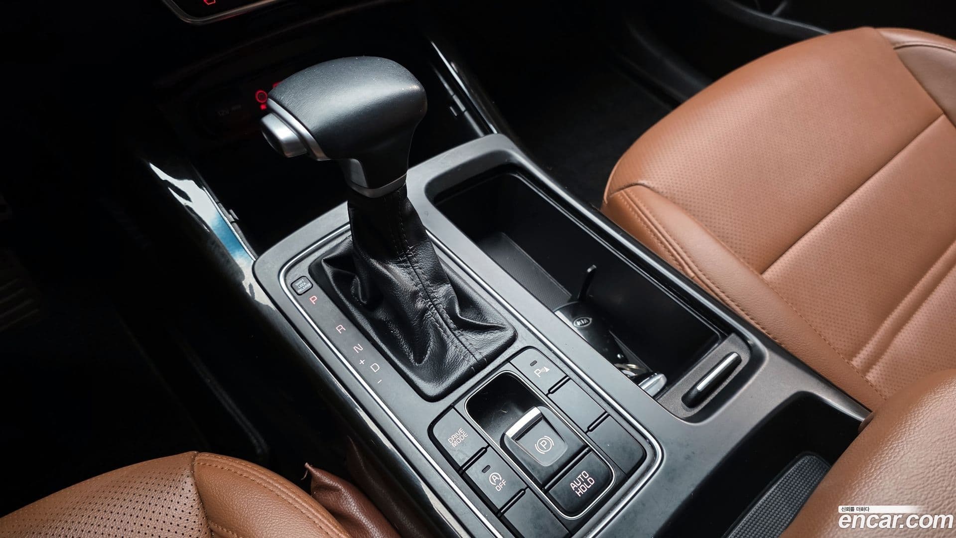 Main__Slider__Photo:Sorento Kia 2019.1-8