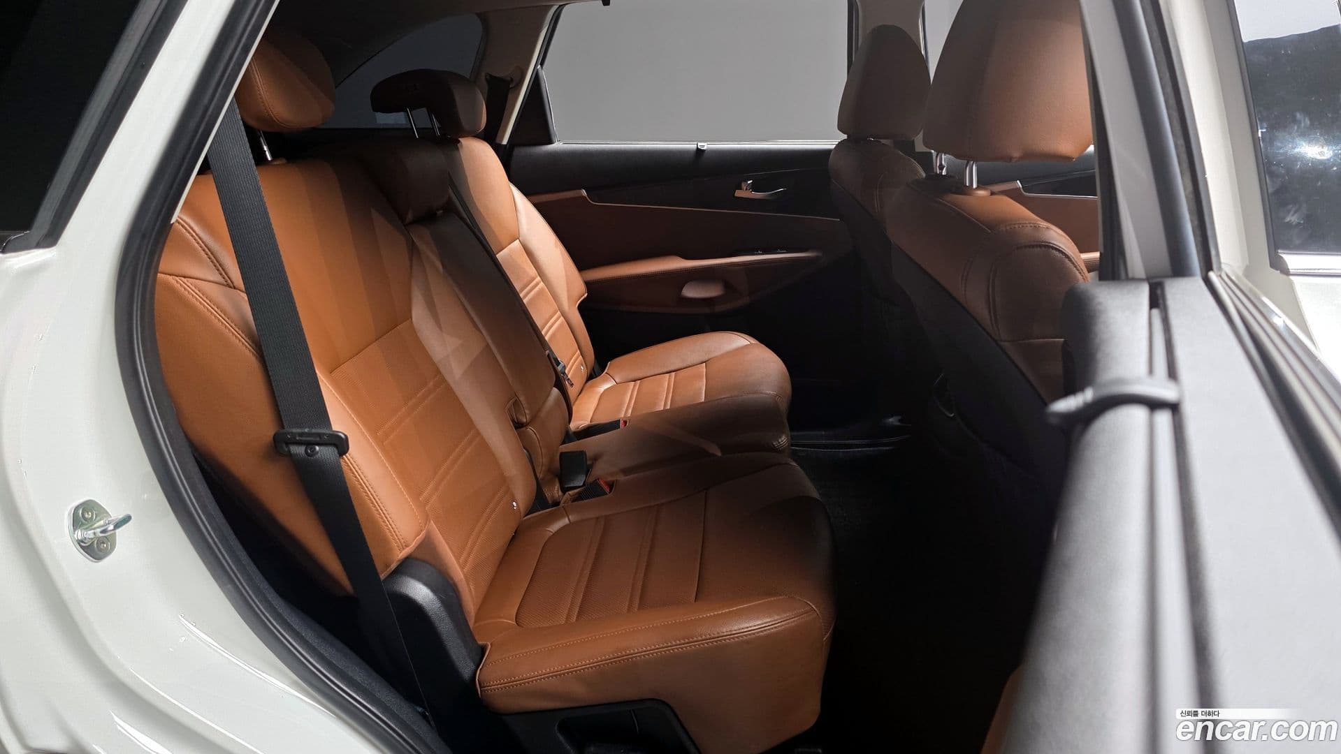 Main__Slider__Photo:Sorento Kia 2019.1-11