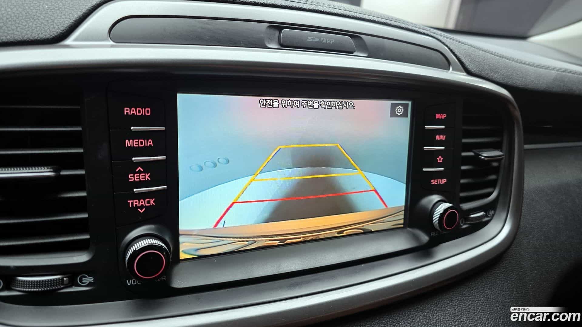 Sorento Kia 2019.1-OPTION-019