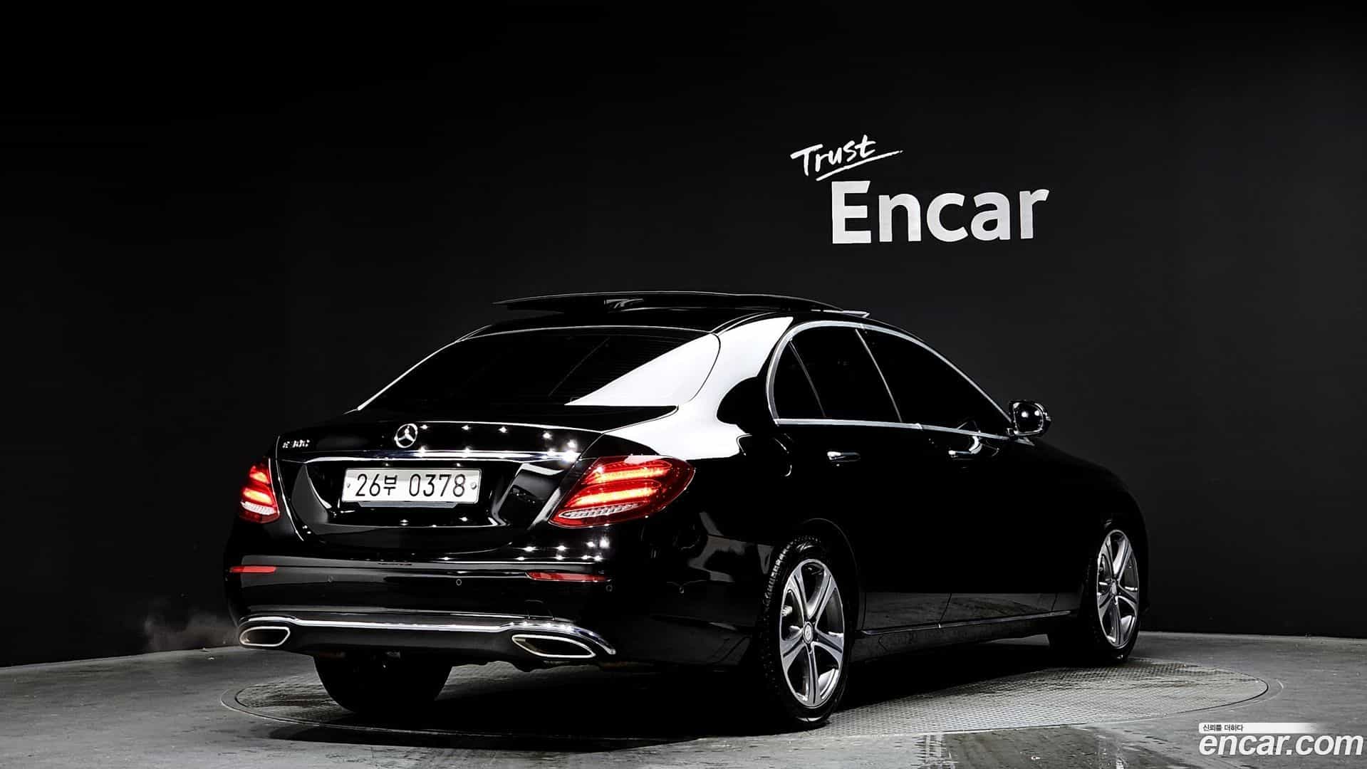 E-Class Mercedes-Benz 2016.7-OUTER-002