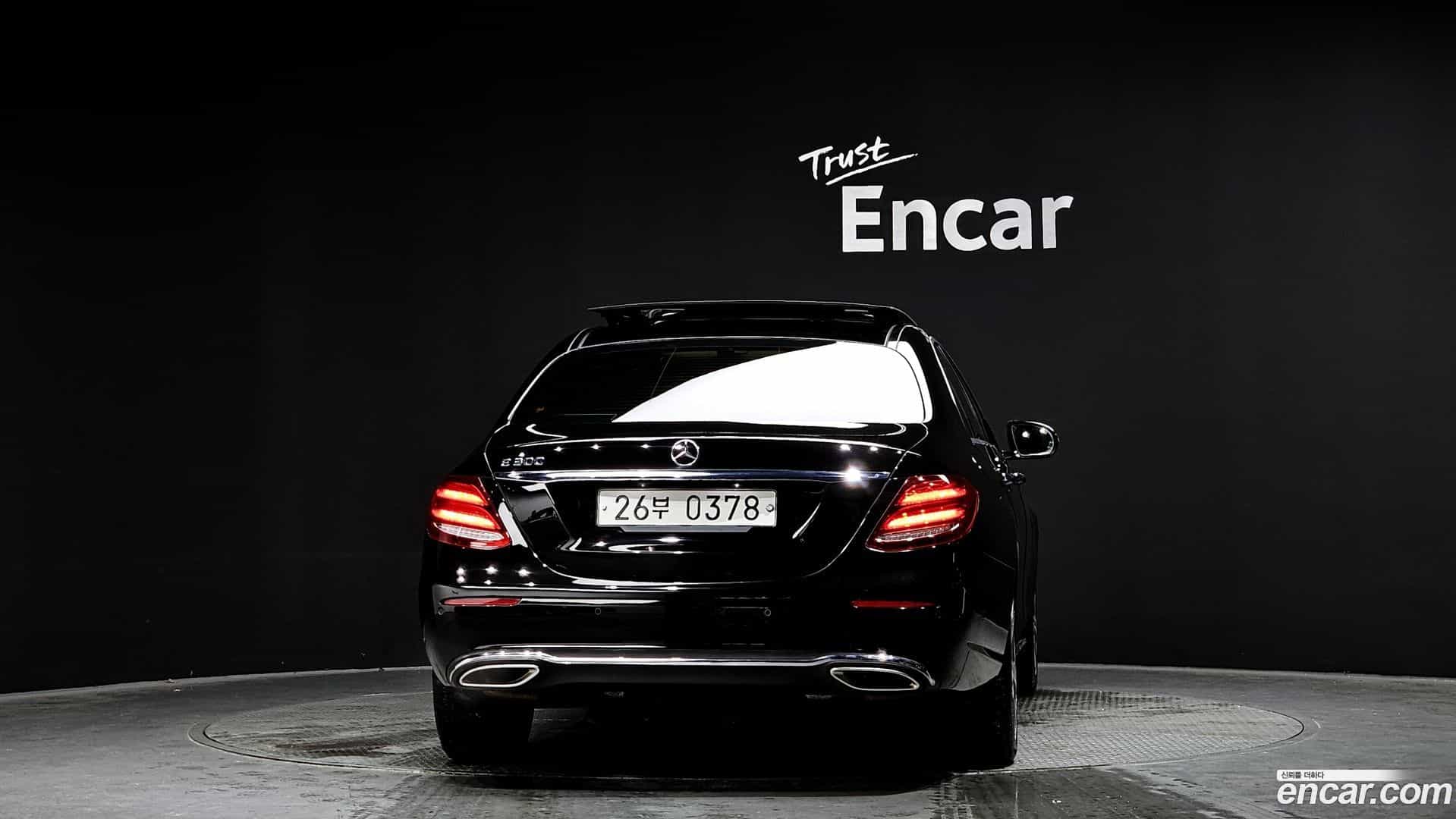 E-Class Mercedes-Benz 2016.7-OUTER-004