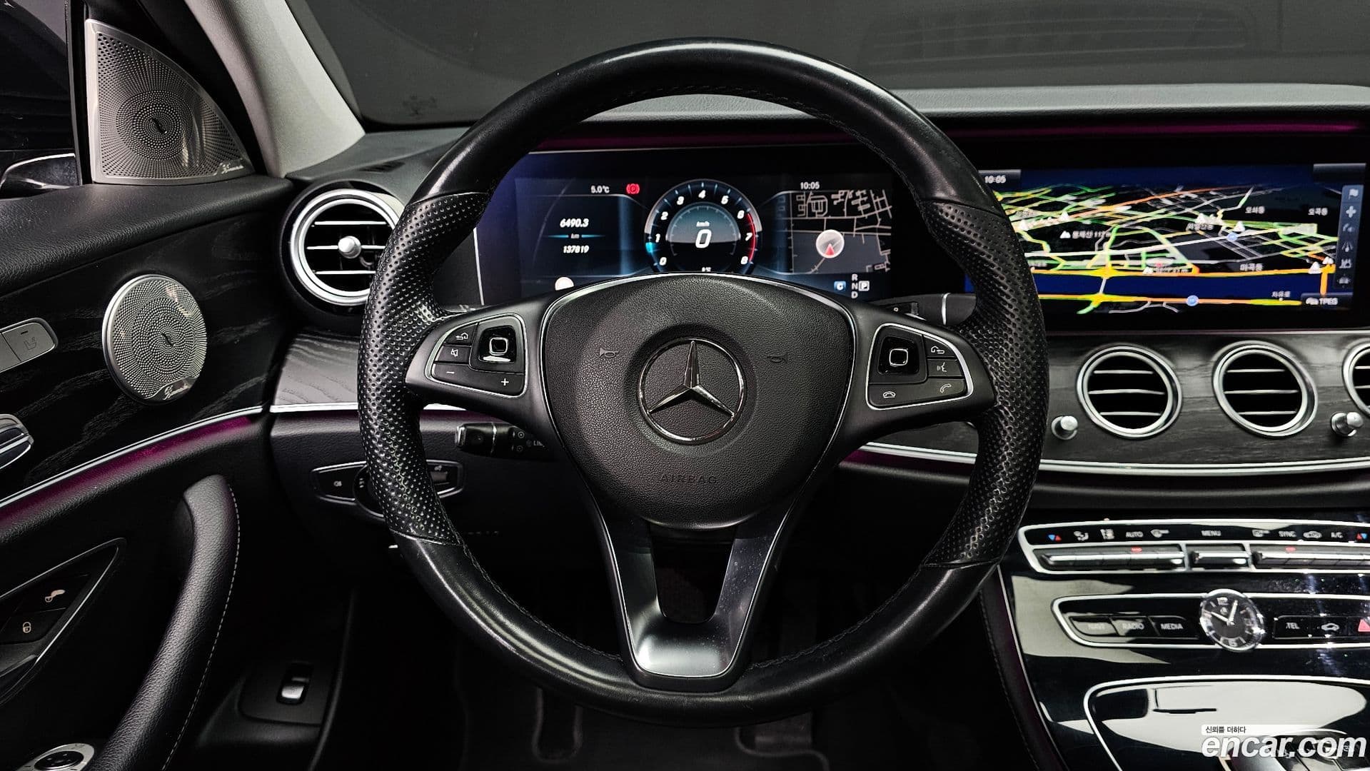 Main__Slider__Photo:E-Class Mercedes-Benz 2016.7-12