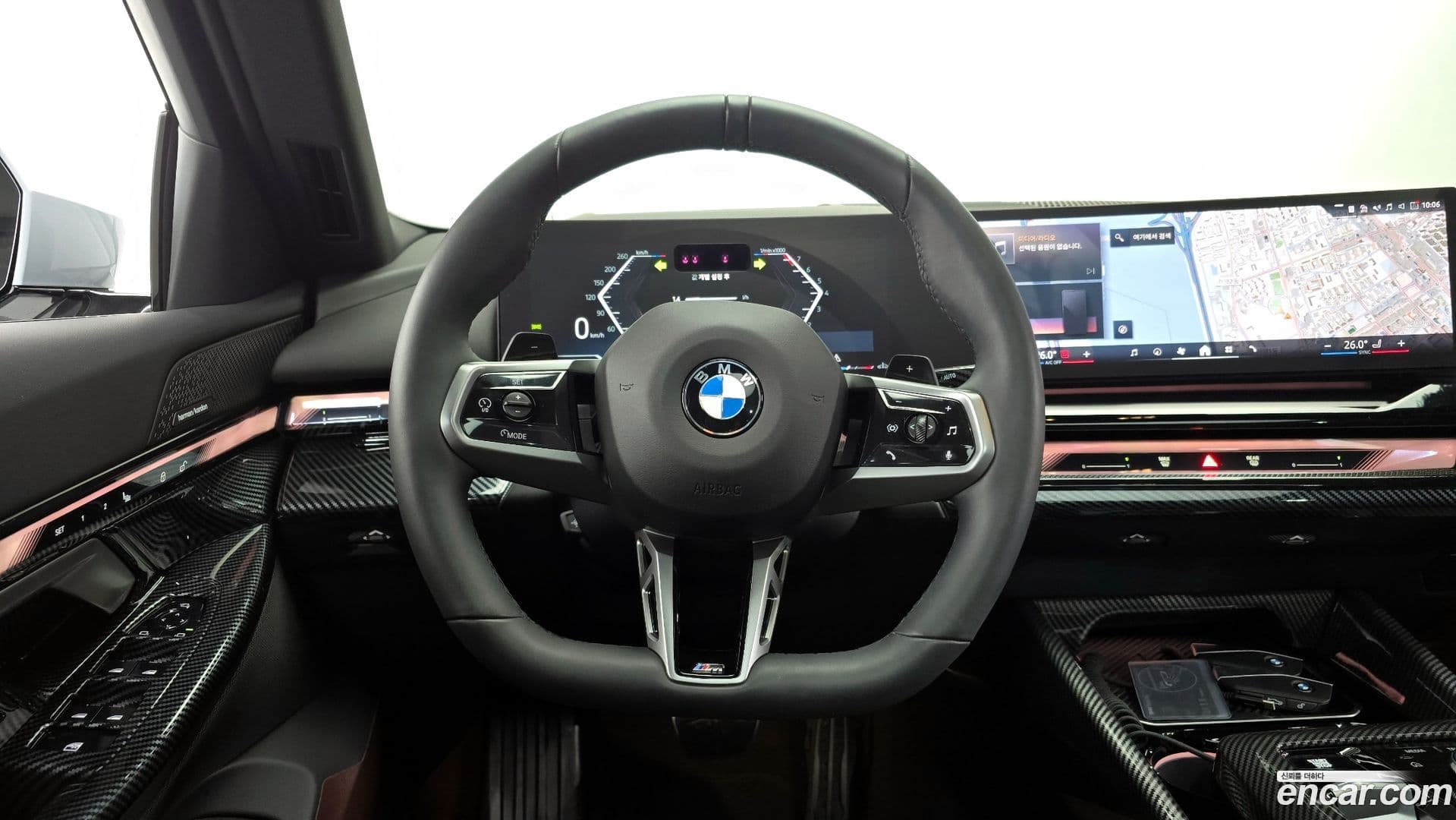 Main__Slider__Photo:5-Series BMW 2025.6-12