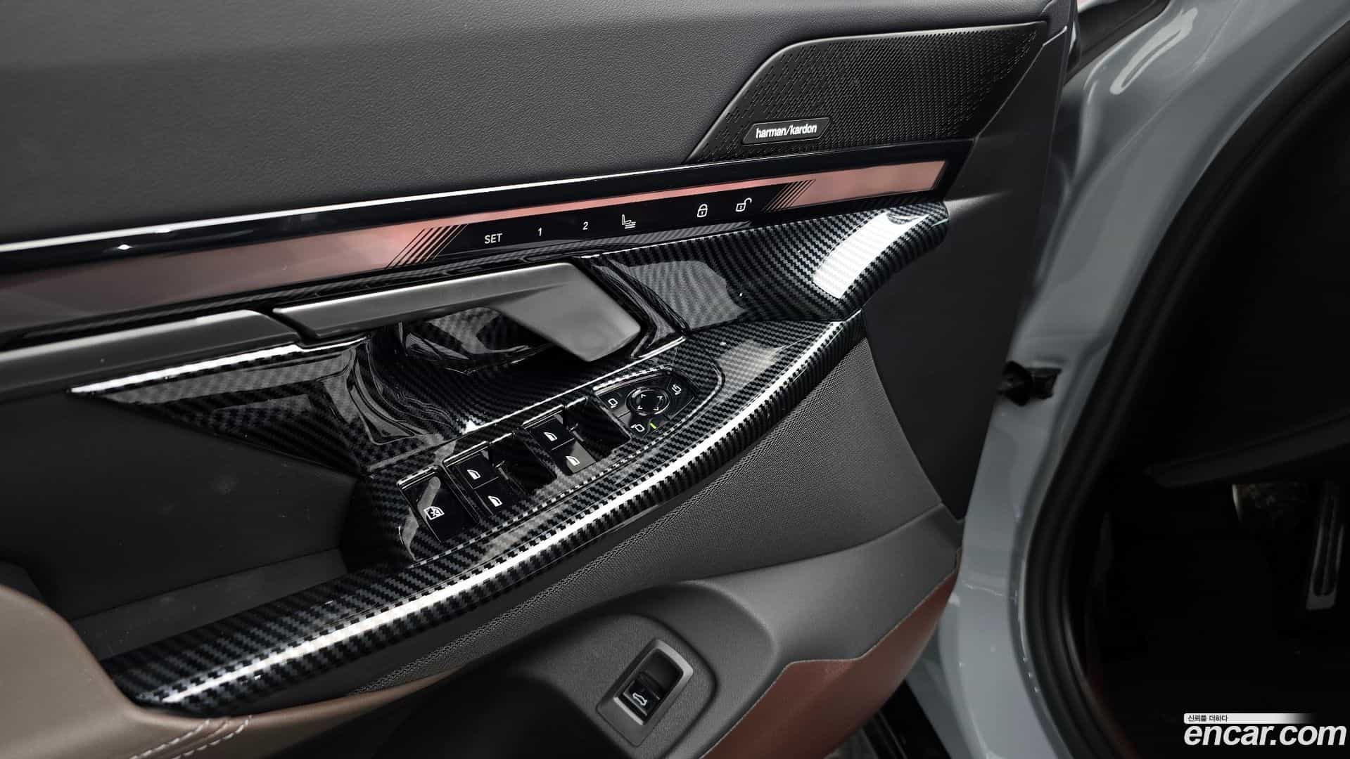 5-Series BMW 2025.6-OPTION-023