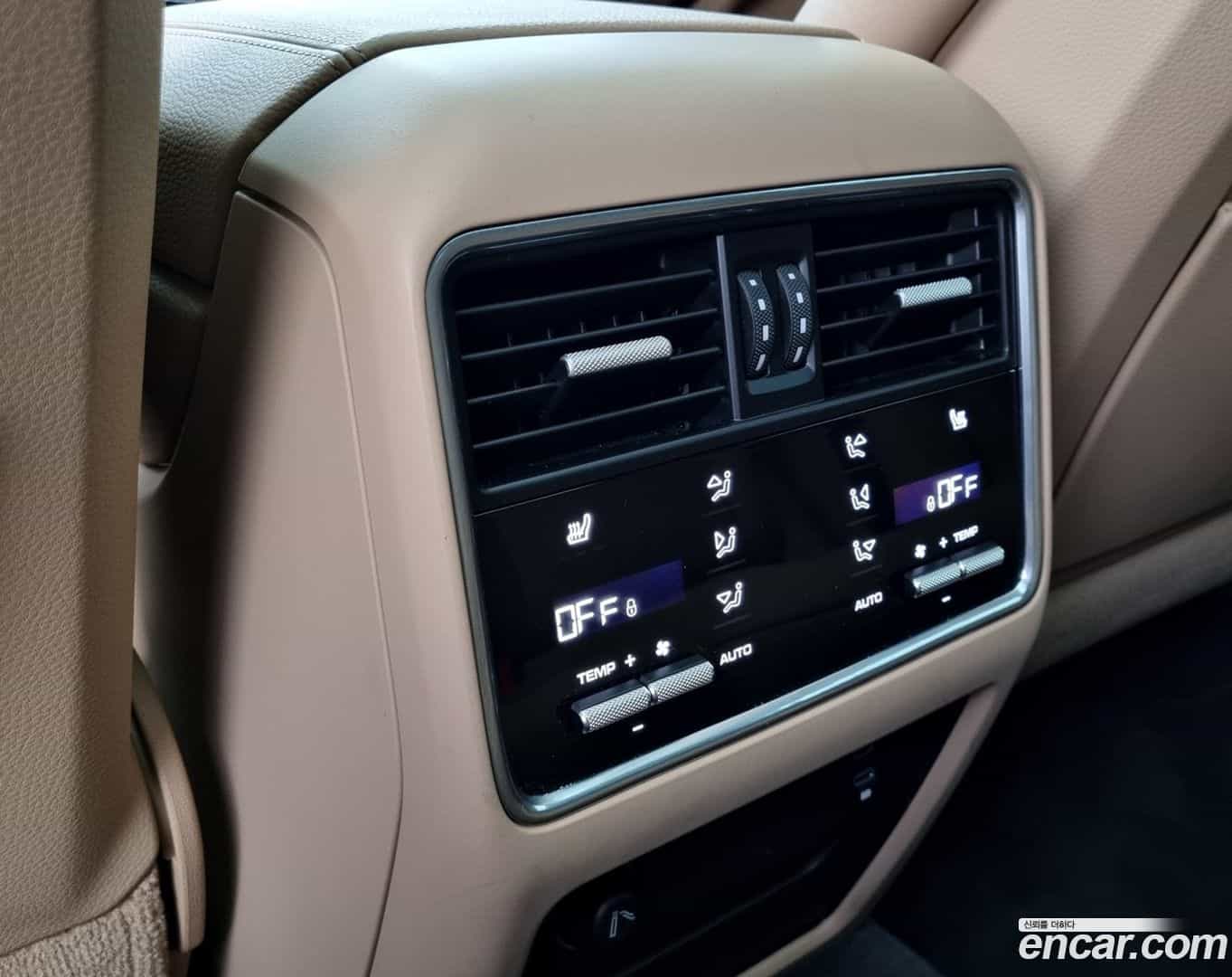 Cayenne Porsche 2020.6-OPTION-023