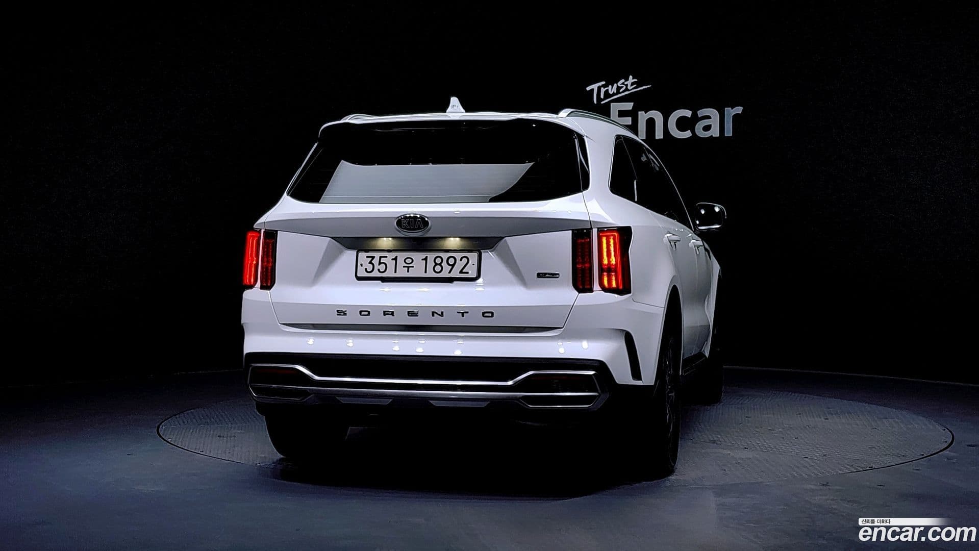 Main__Slider__Photo:Sorento Kia 2021.0-3