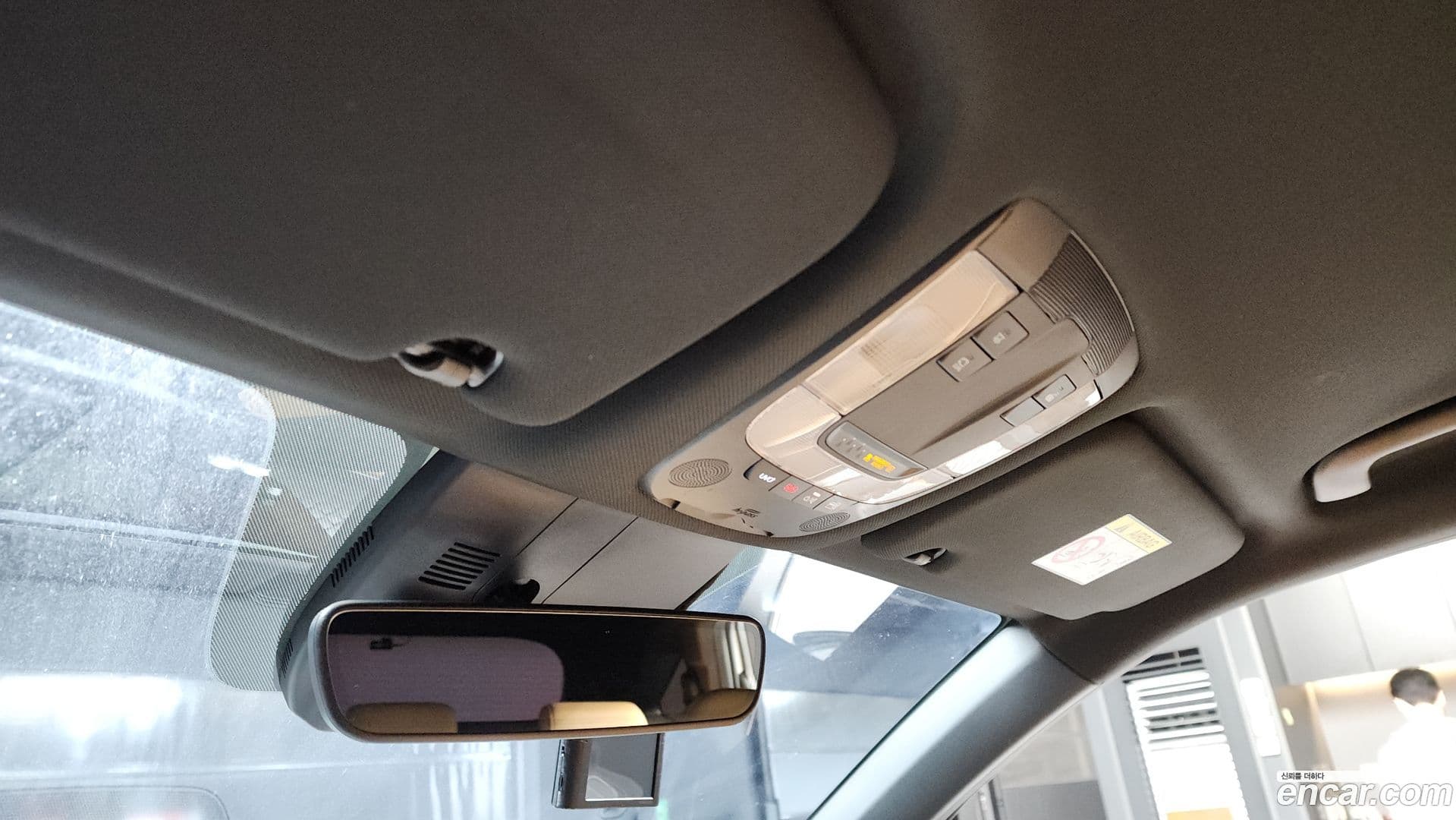 Main__Slider__Photo:Sorento Kia 2021.0-16