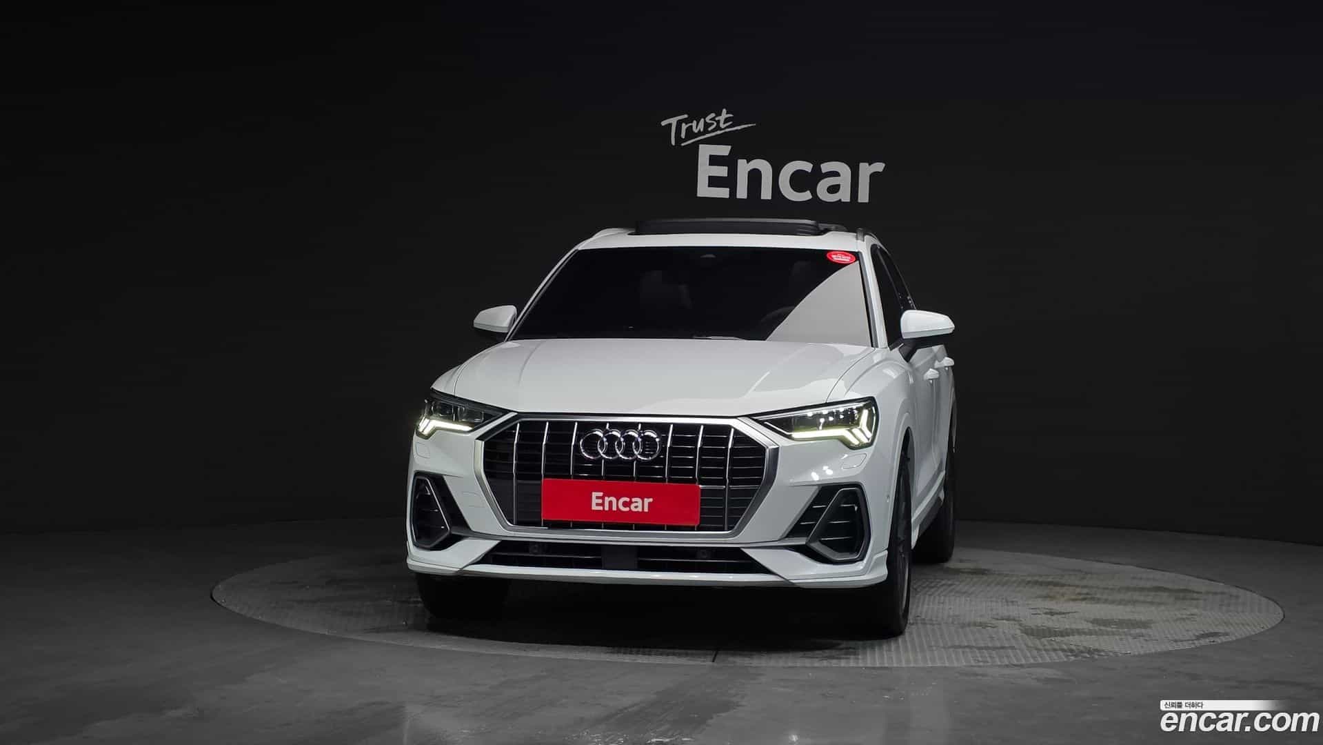 Q3 Audi 2022.11-OUTER-003