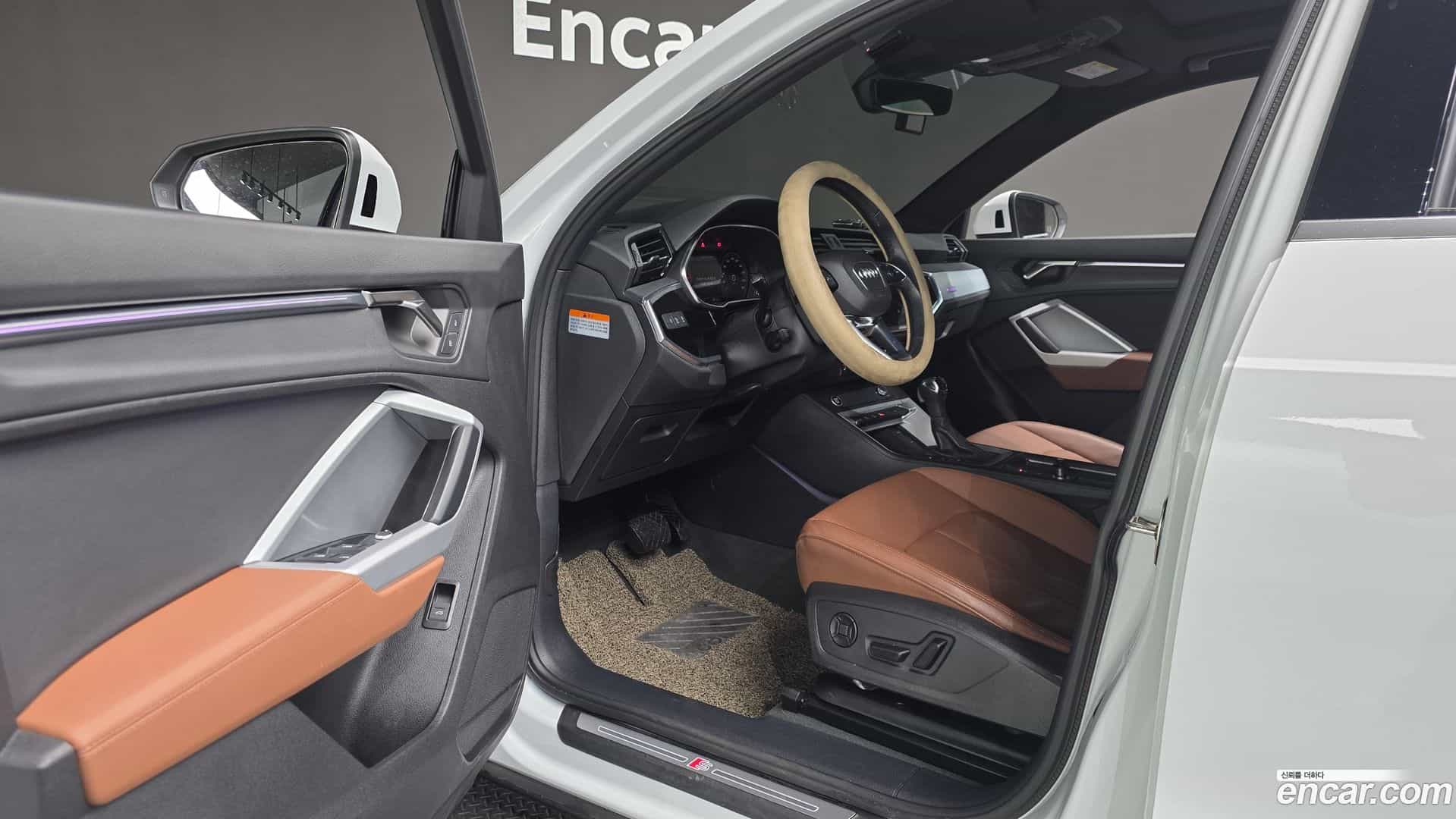 Q3 Audi 2022.11-OPTION-016