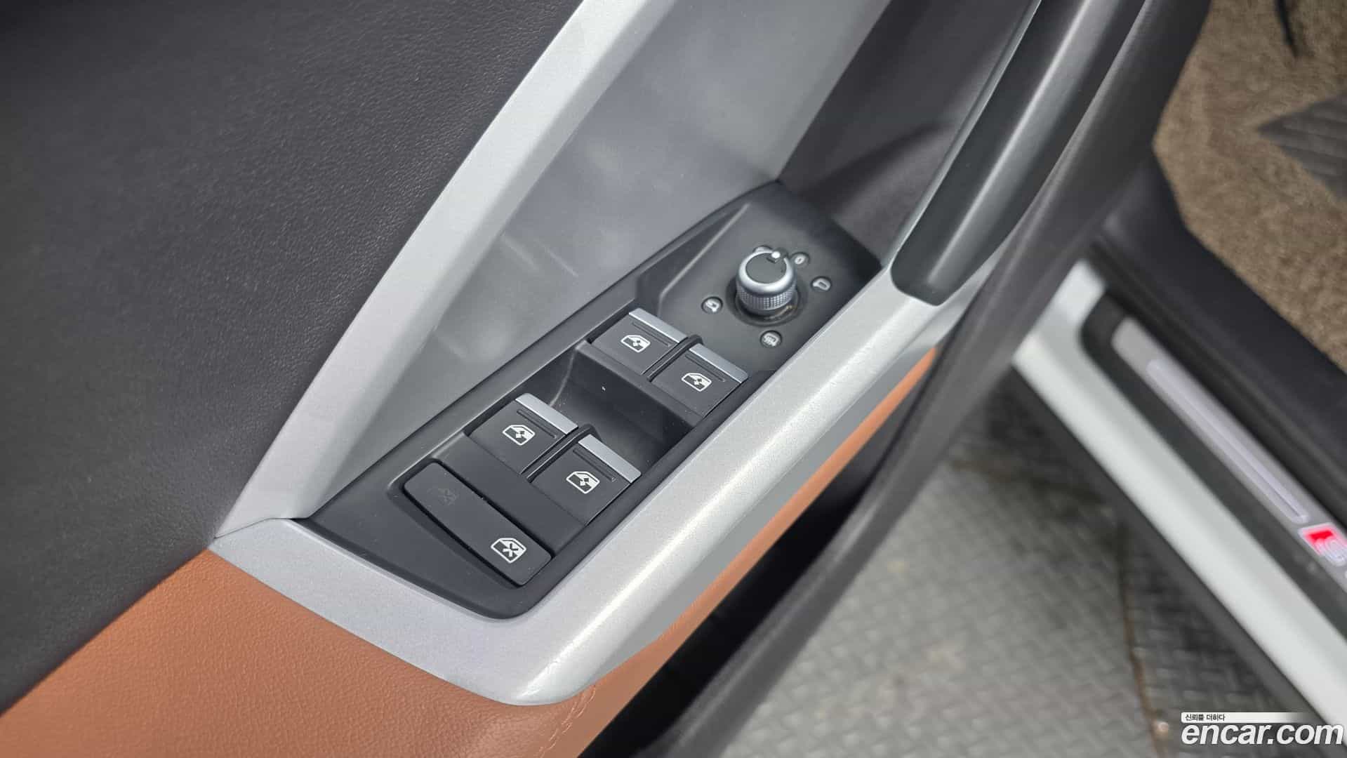 Q3 Audi 2022.11-OPTION-017