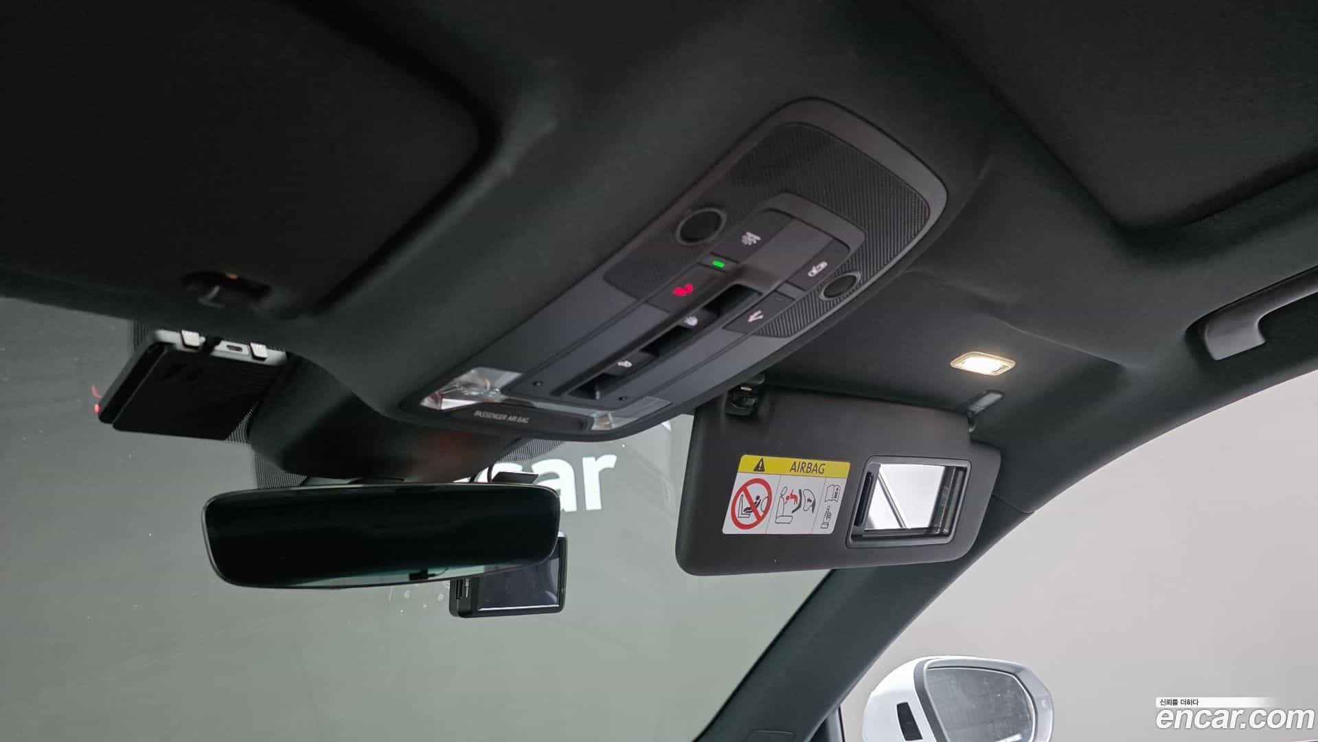 Q3 Audi 2022.11-OPTION-021