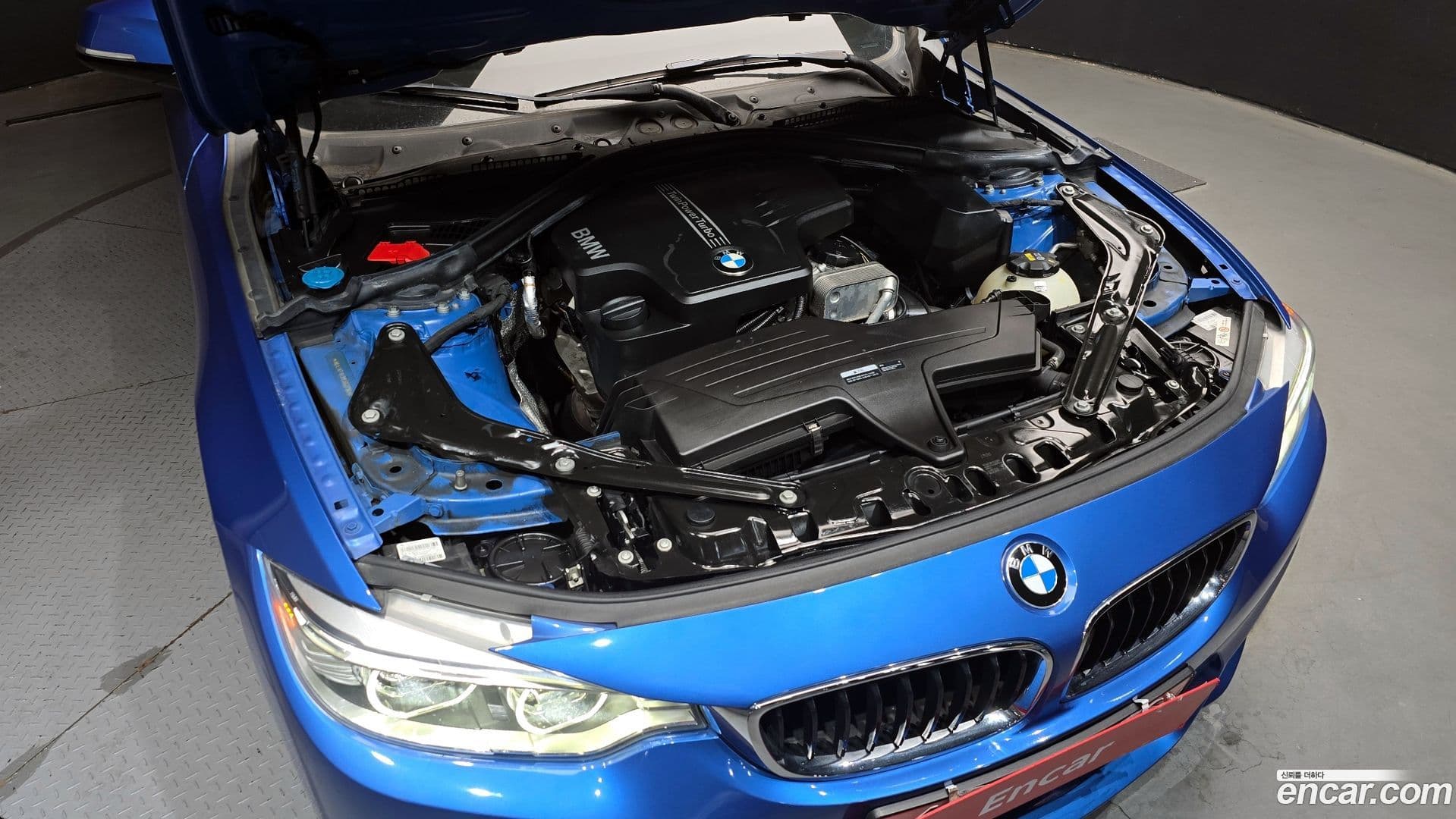 Main__Slider__Photo:4-Series BMW 2017.3-5