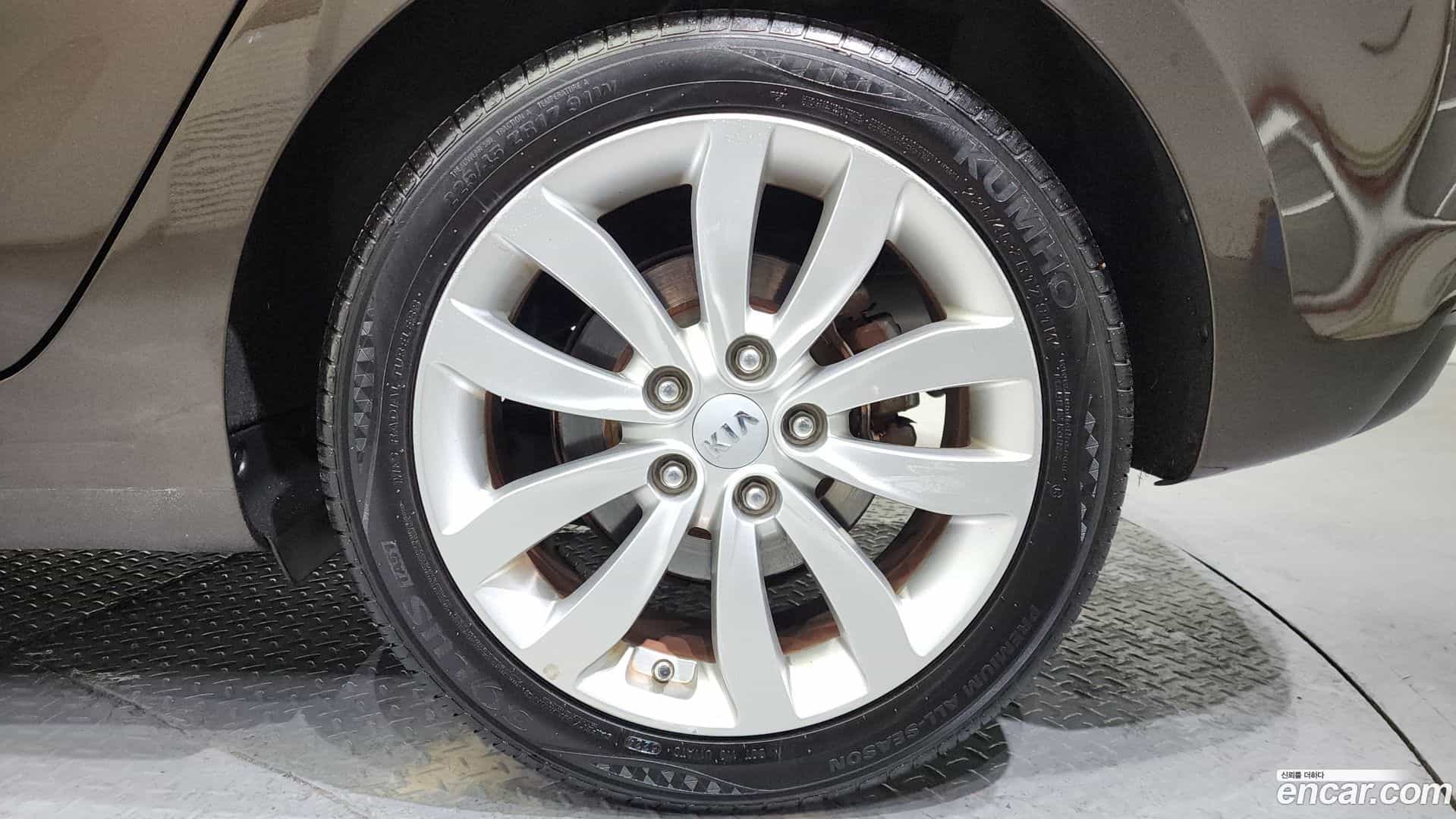 Carens Kia 2013.4-OUTER-005