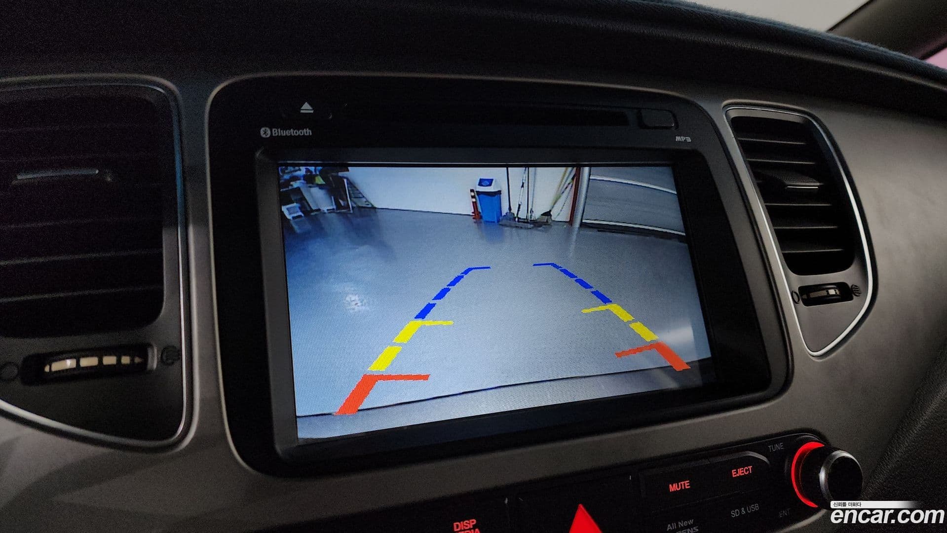 Main__Slider__Photo:Carens Kia 2013.4-16