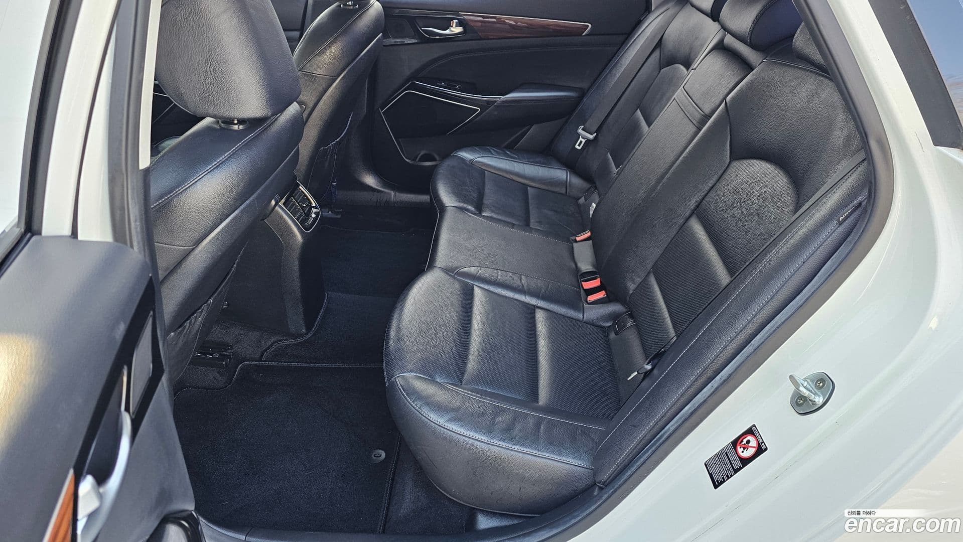 Main__Slider__Photo:K7 Kia 2017.6-10